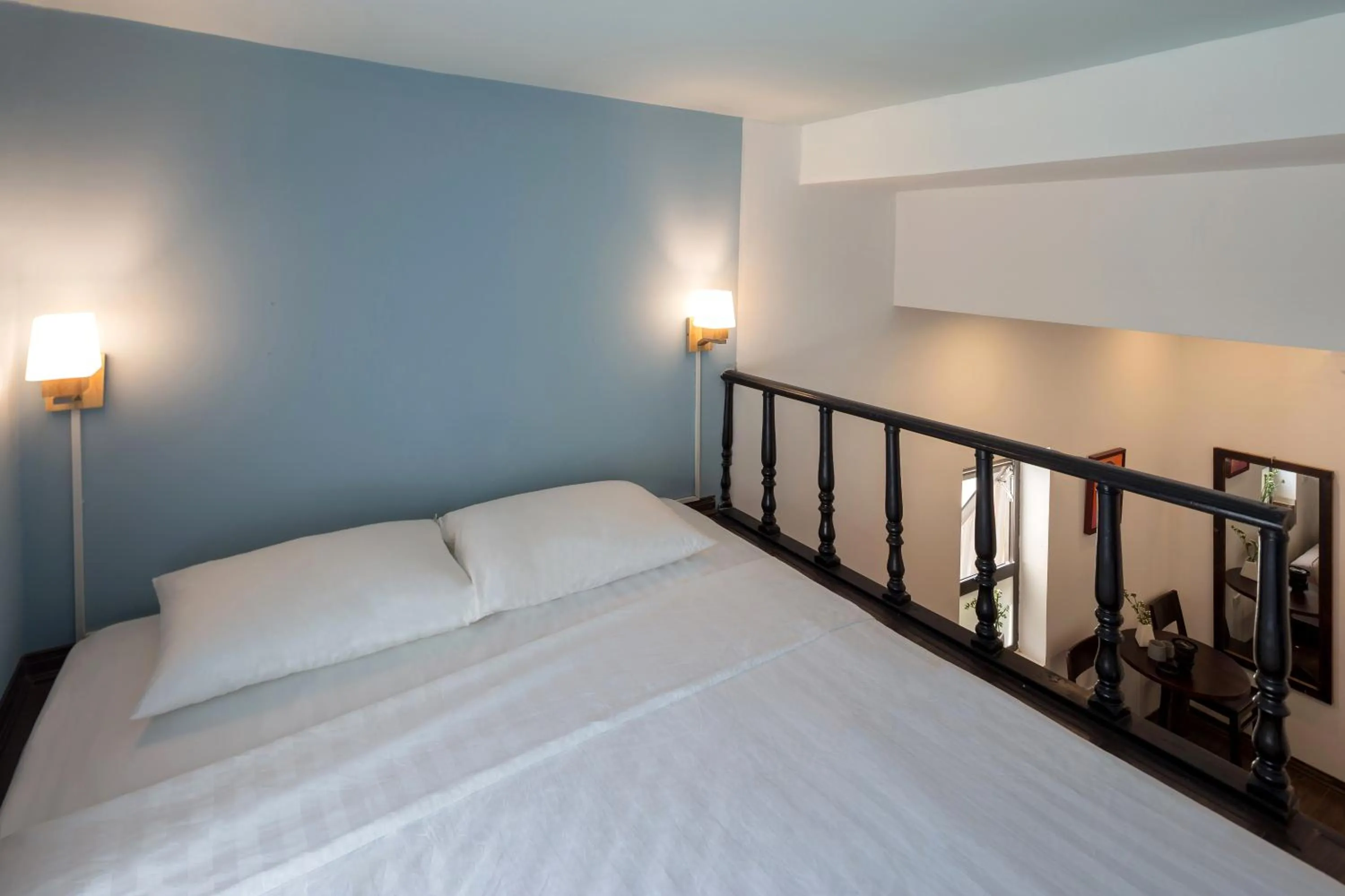 Bed in Centraltique Downtown - Bespoke Colonial House Near Hoan Kiem Lake