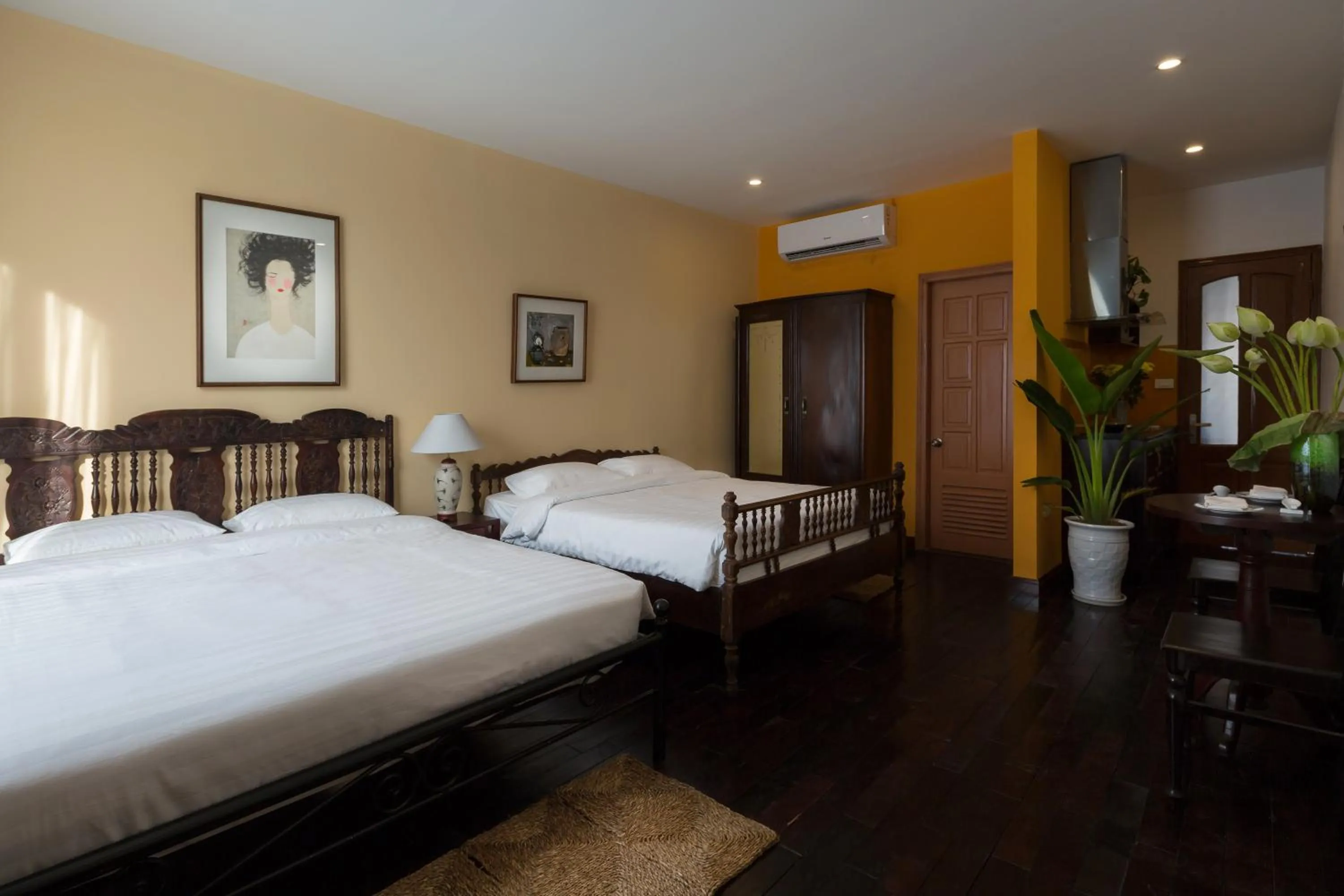 Bed in Centraltique Downtown - Bespoke Colonial House Near Hoan Kiem Lake