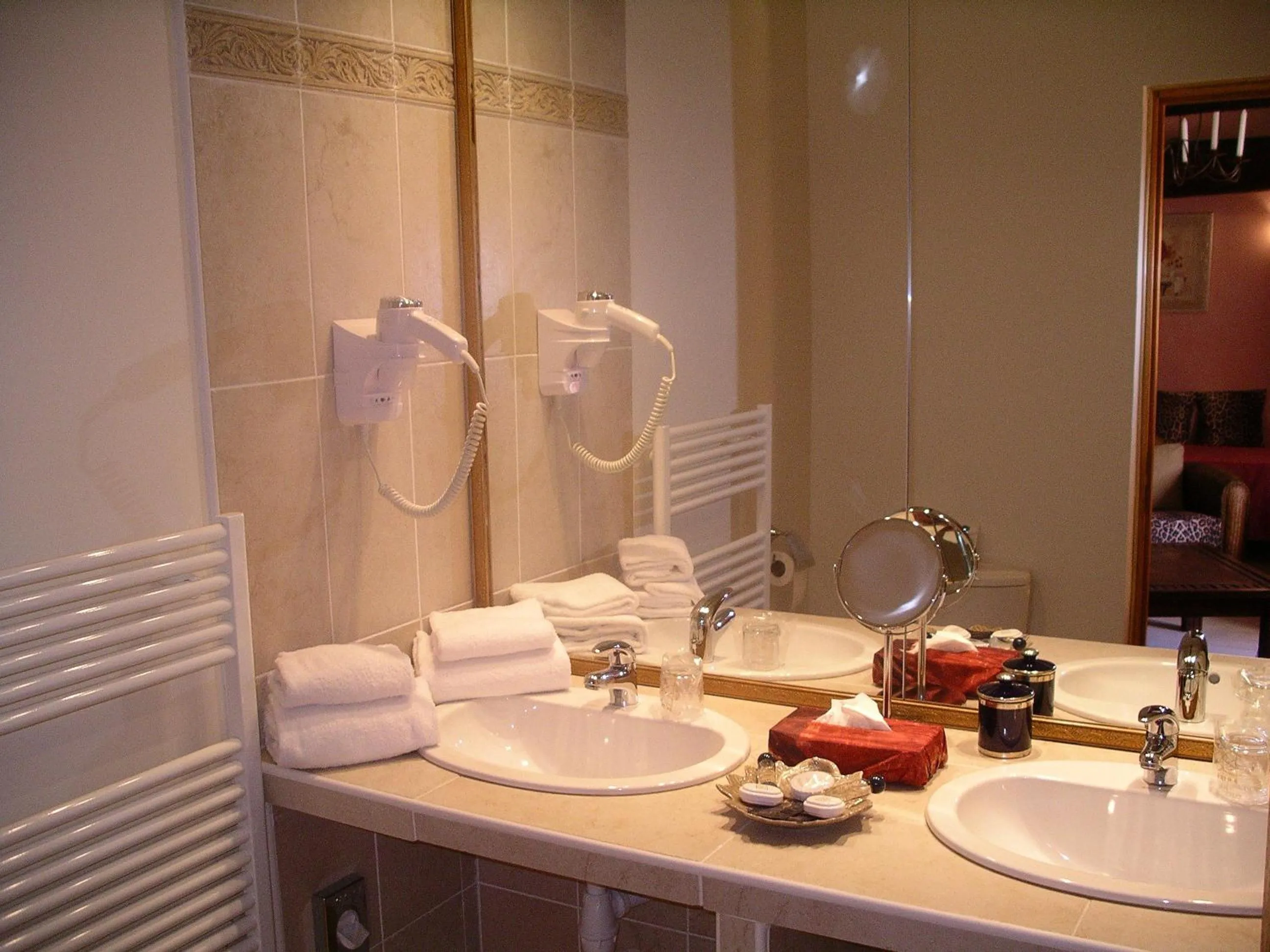 Bathroom in La Bergerie Du Cap