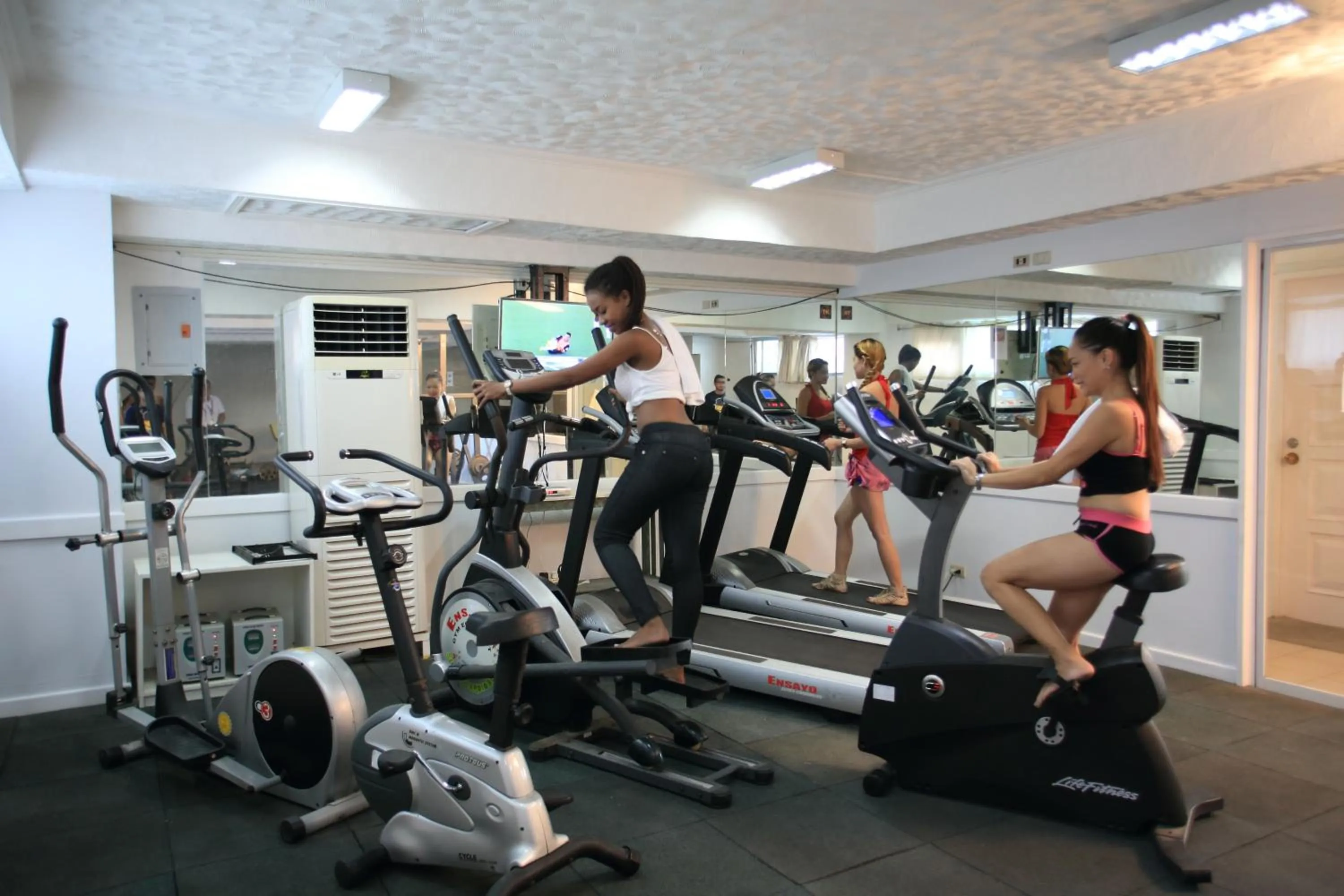 Fitness centre/facilities in Wild Orchid Beach Resort