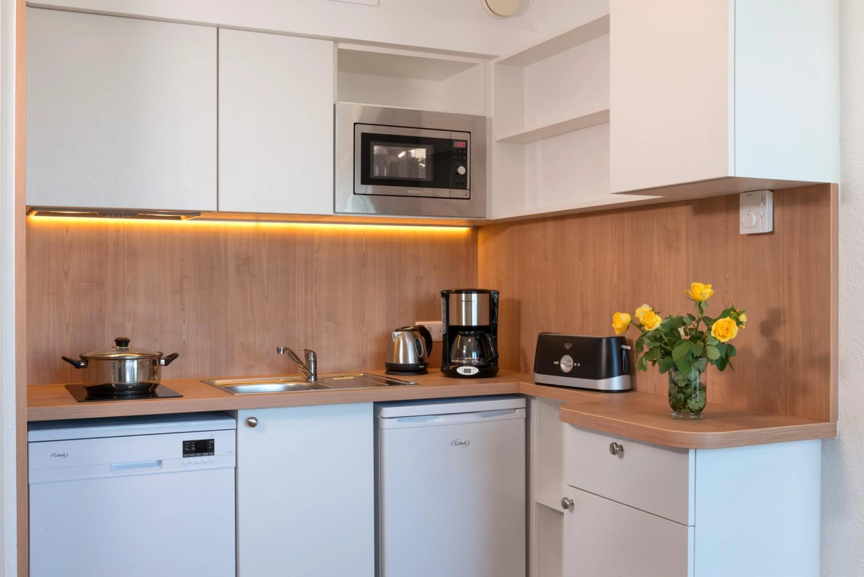 Coffee/tea facilities in Residence Residéal Antibes