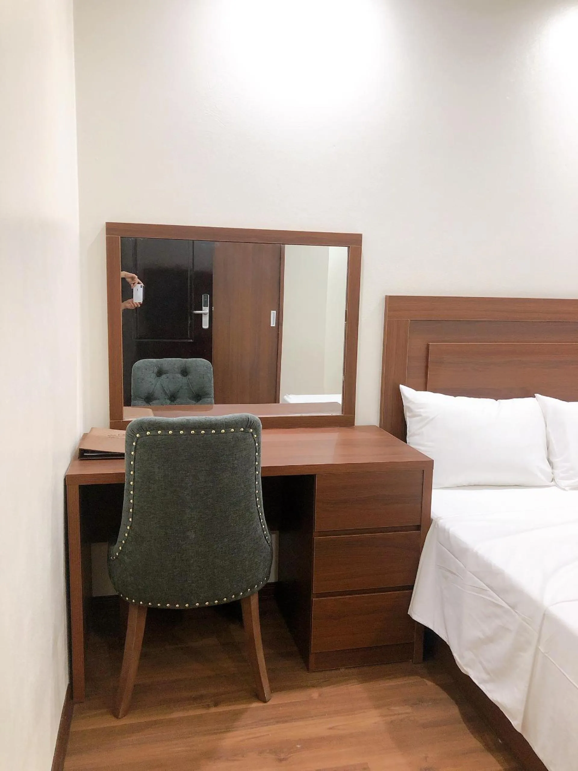 Bed in Gia Quý Hotel