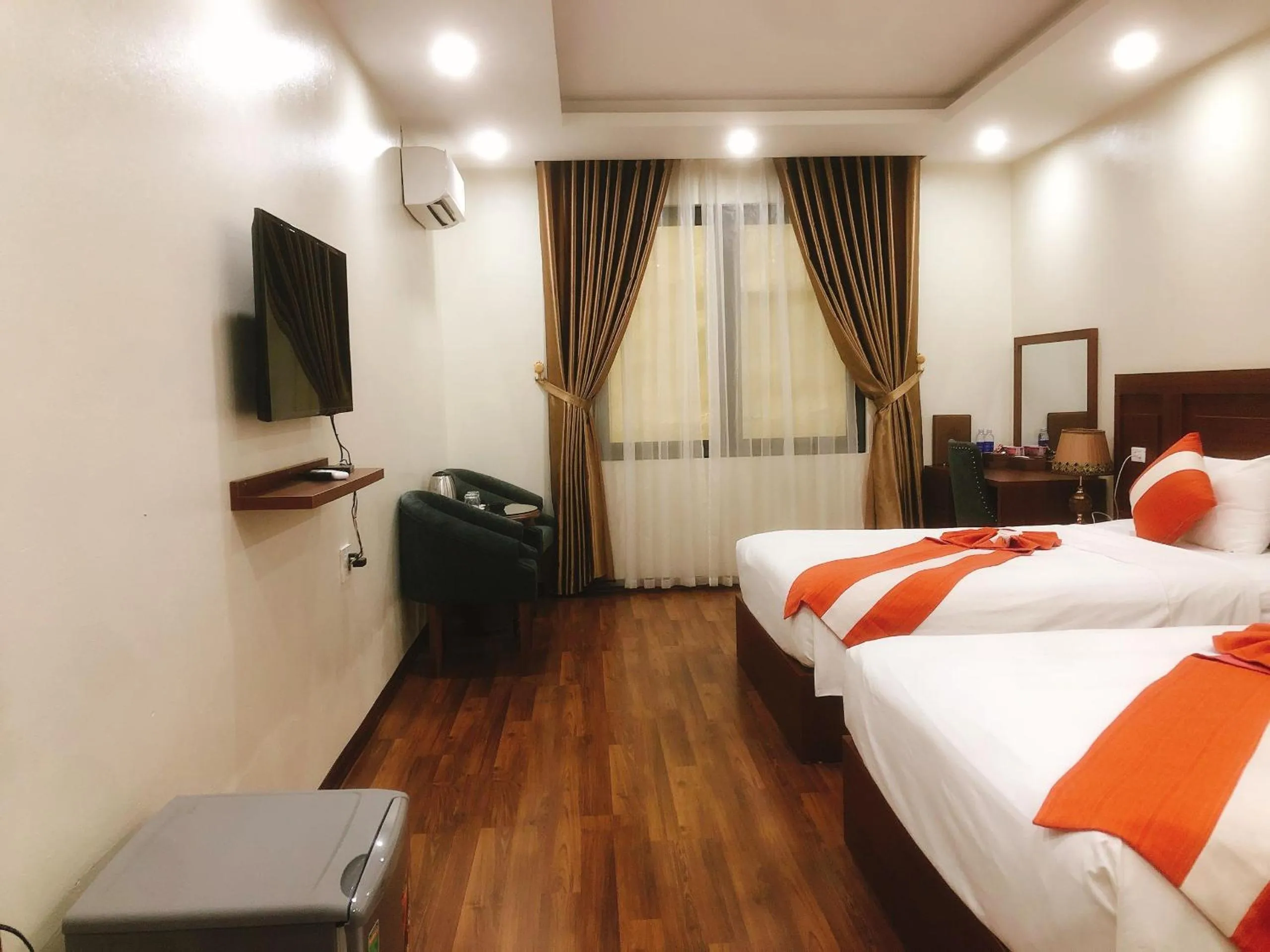 Bed in Gia Quý Hotel