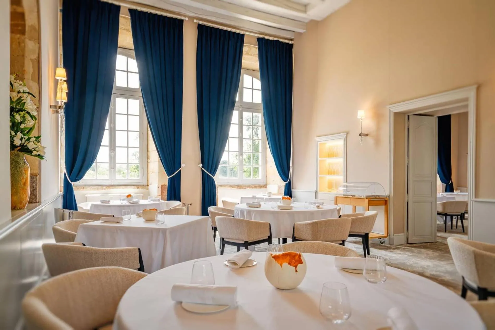 Restaurant/places to eat in Abbaye De Villeneuve