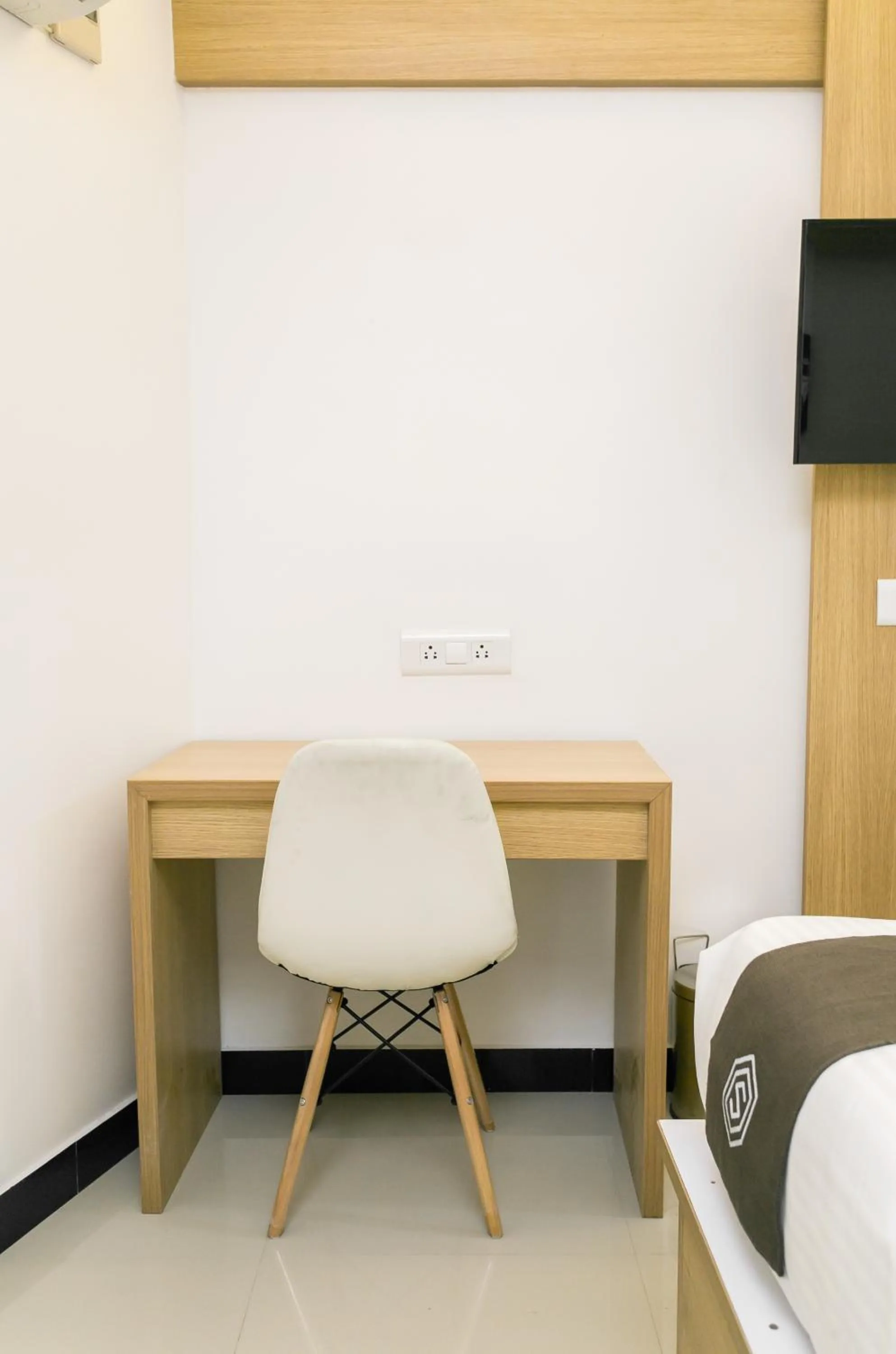 Seating area in Sapphire Club Metro