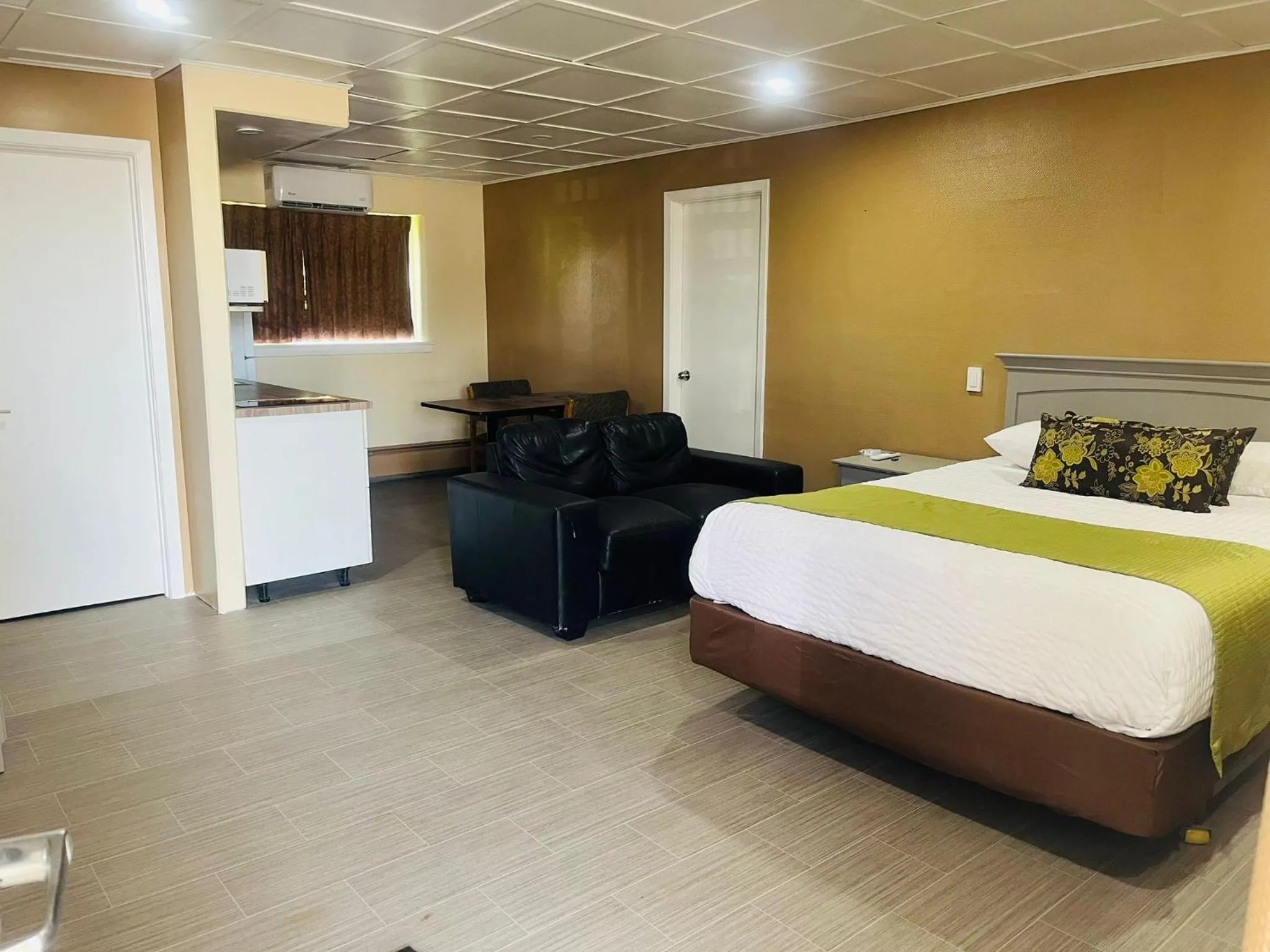 Bed in Travelodge by Wyndham Moose Jaw