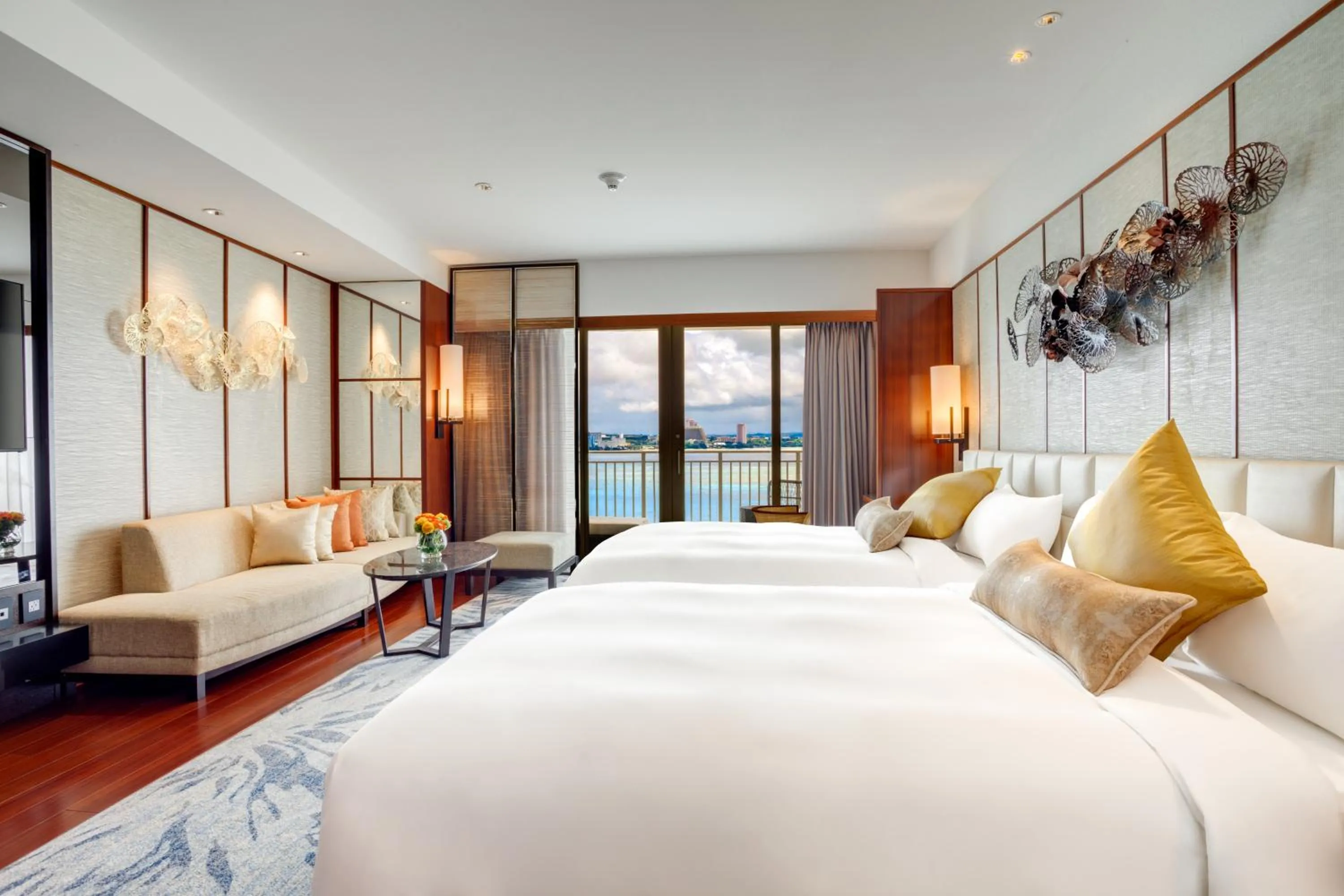 Sea view, Bed in The Tsubaki Tower