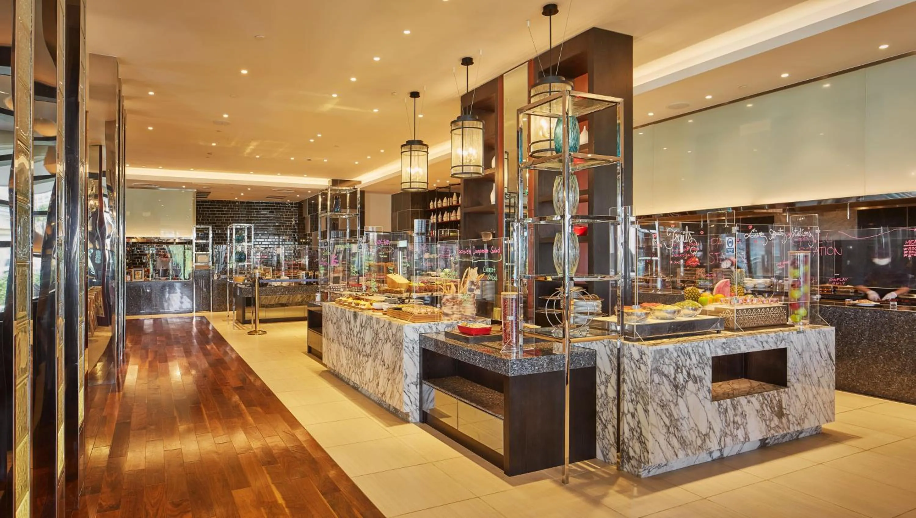 Restaurant/places to eat in The Tsubaki Tower