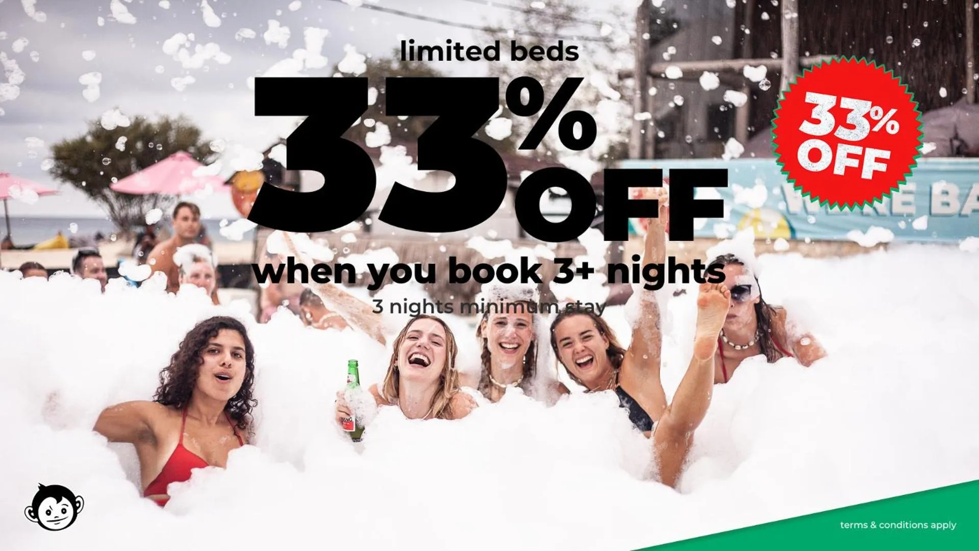 Swimming pool in Mad Monkey Gili Trawangan