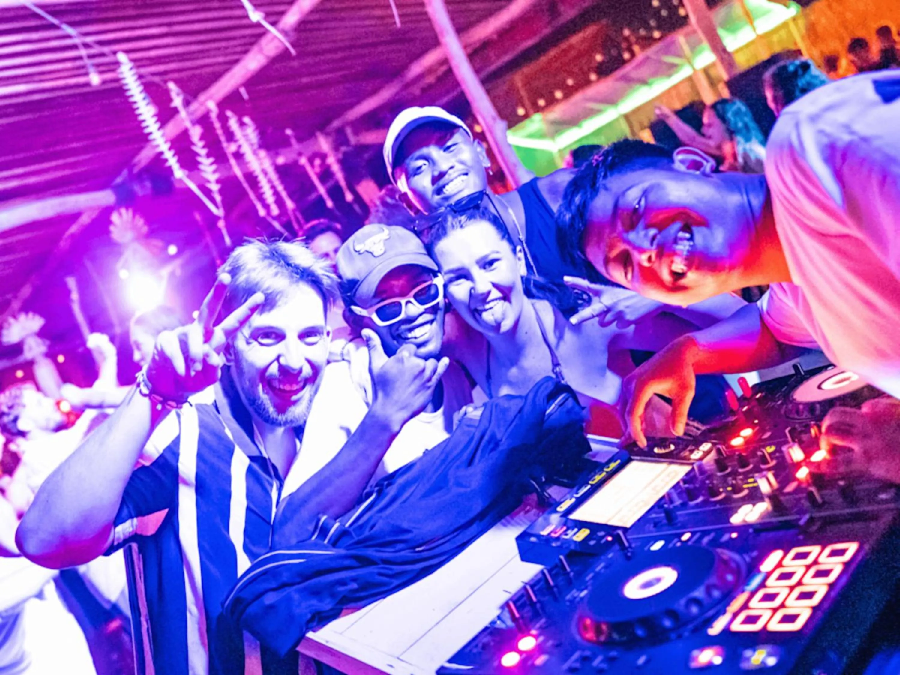 Lounge or bar in Mad Monkey Gili Trawangan