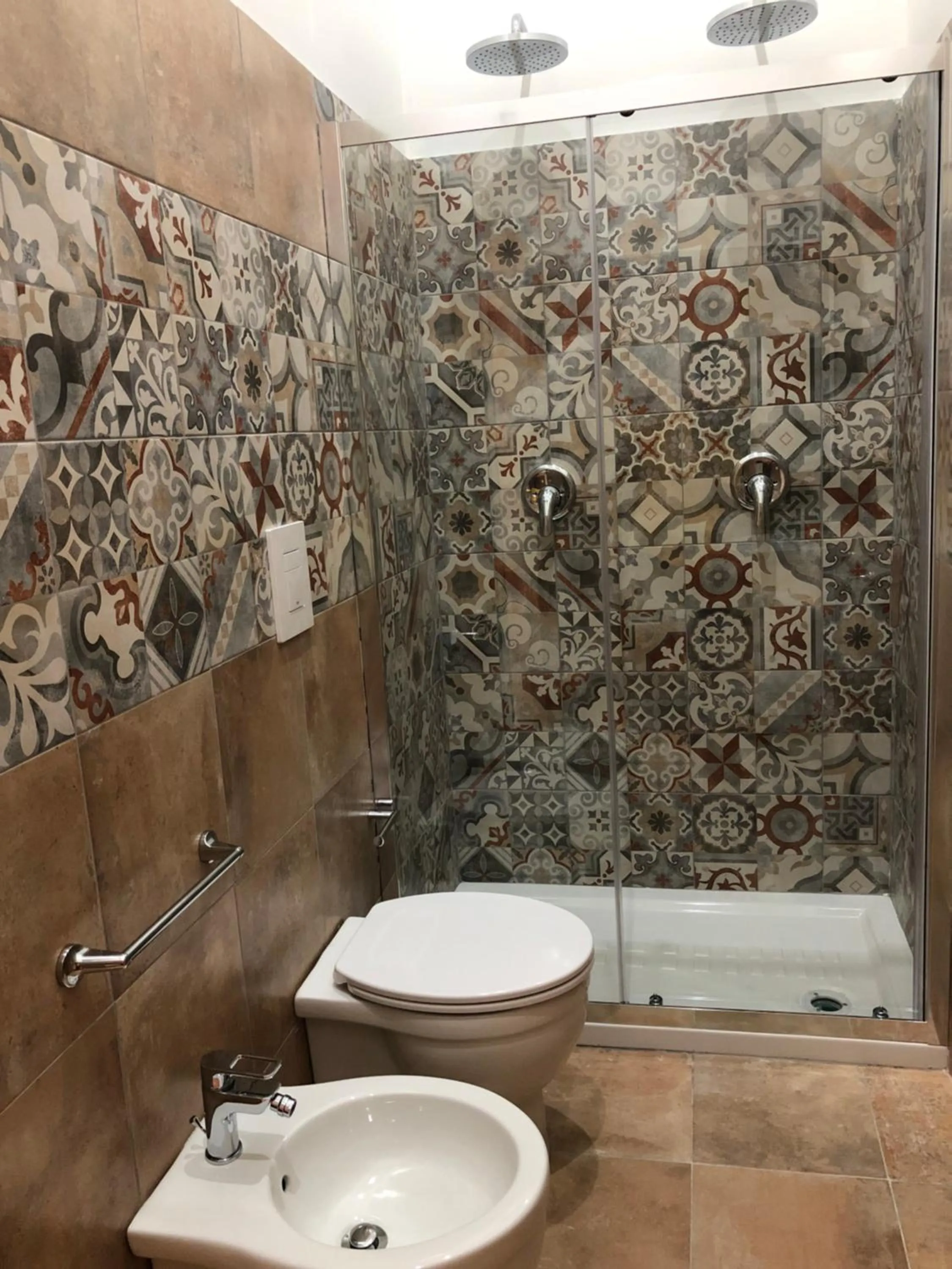 Shower in B&B Meliora Rooms