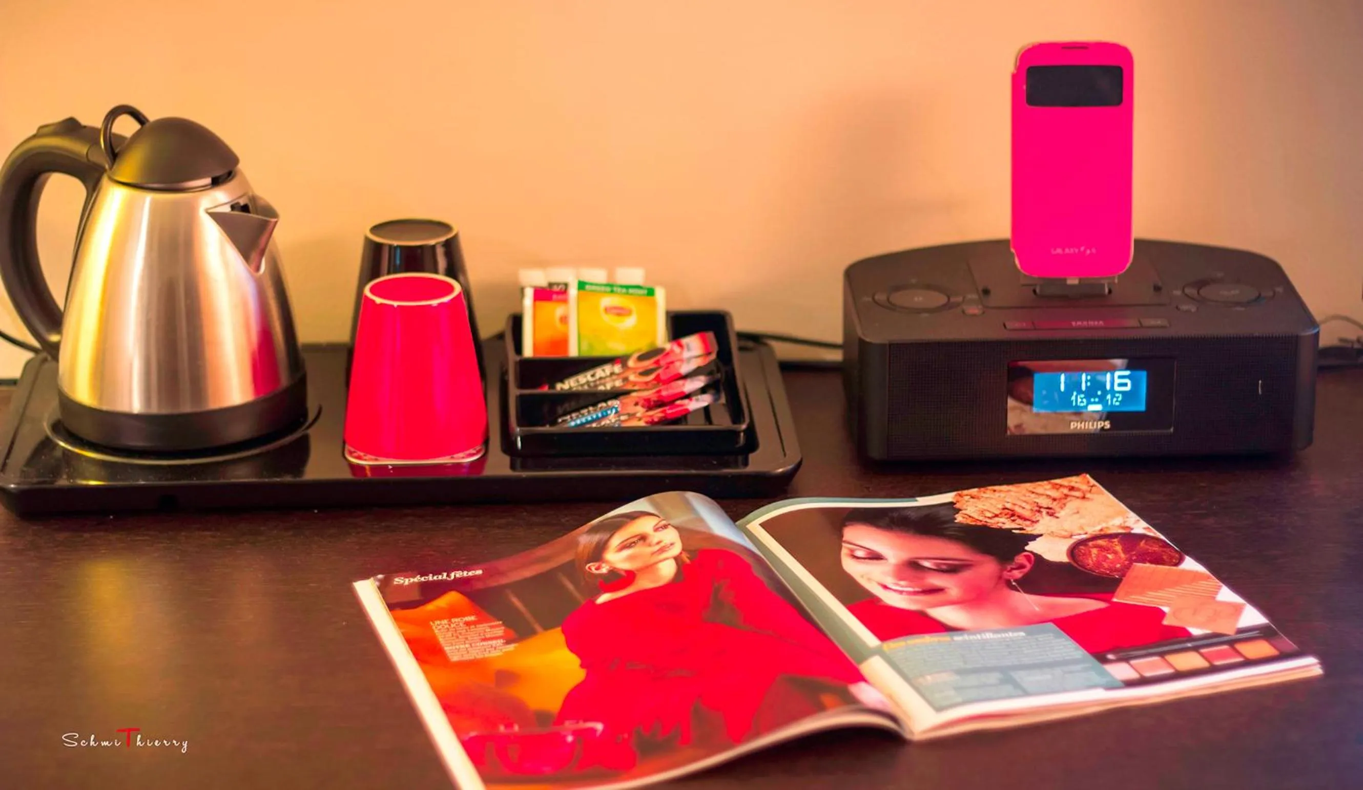 Coffee/tea facilities in Le Rex Hôtel