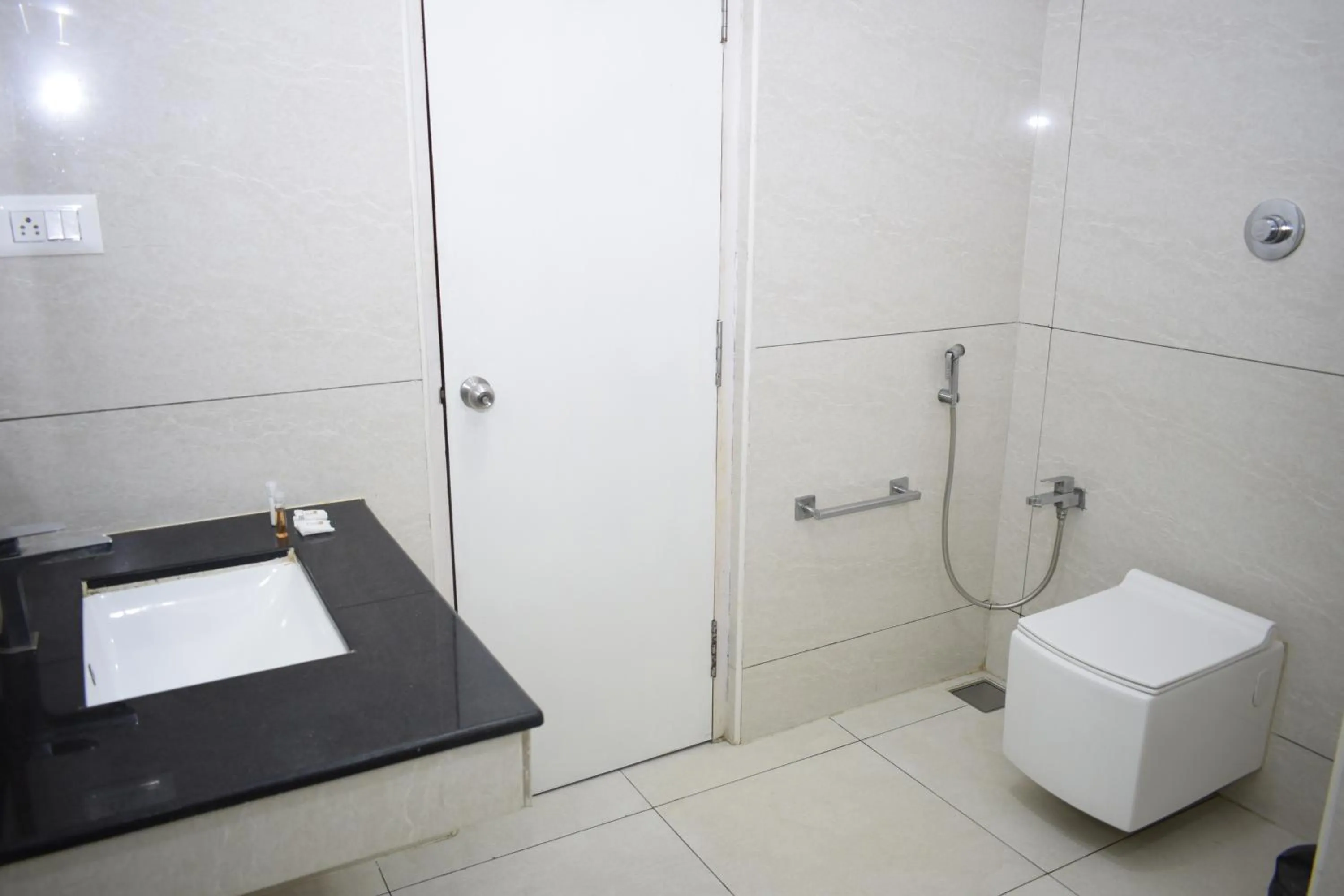 Bathroom in I Residency