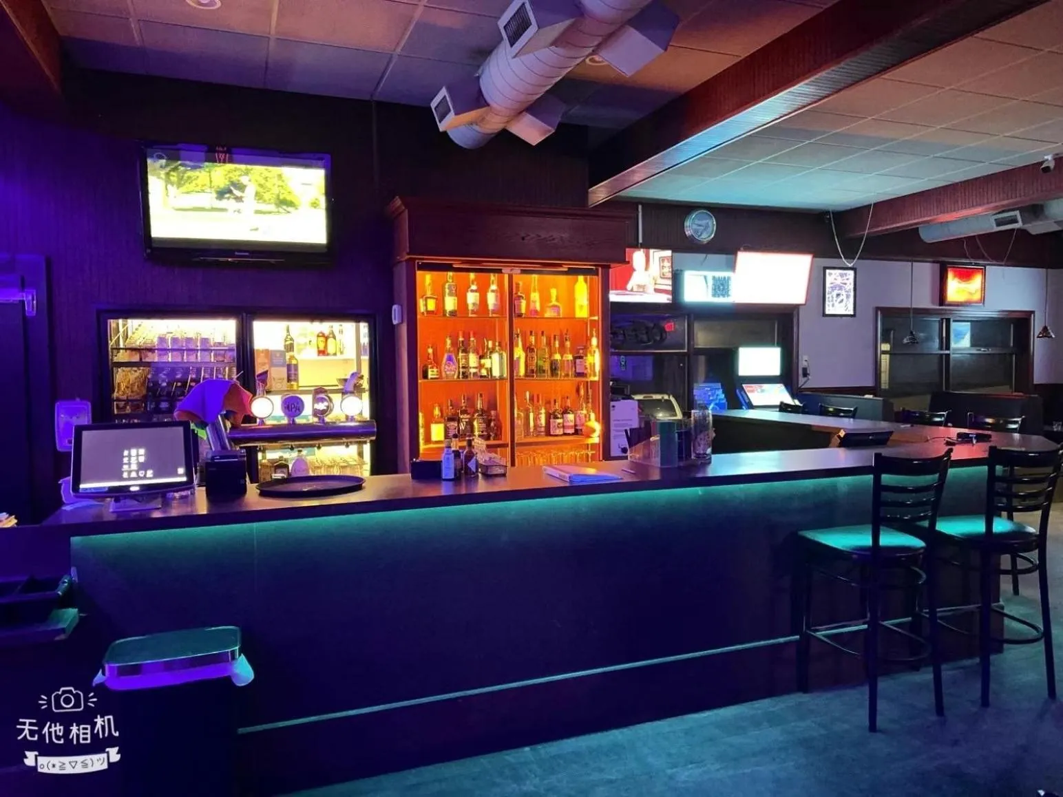 Lounge or bar in Wells Gray Inn