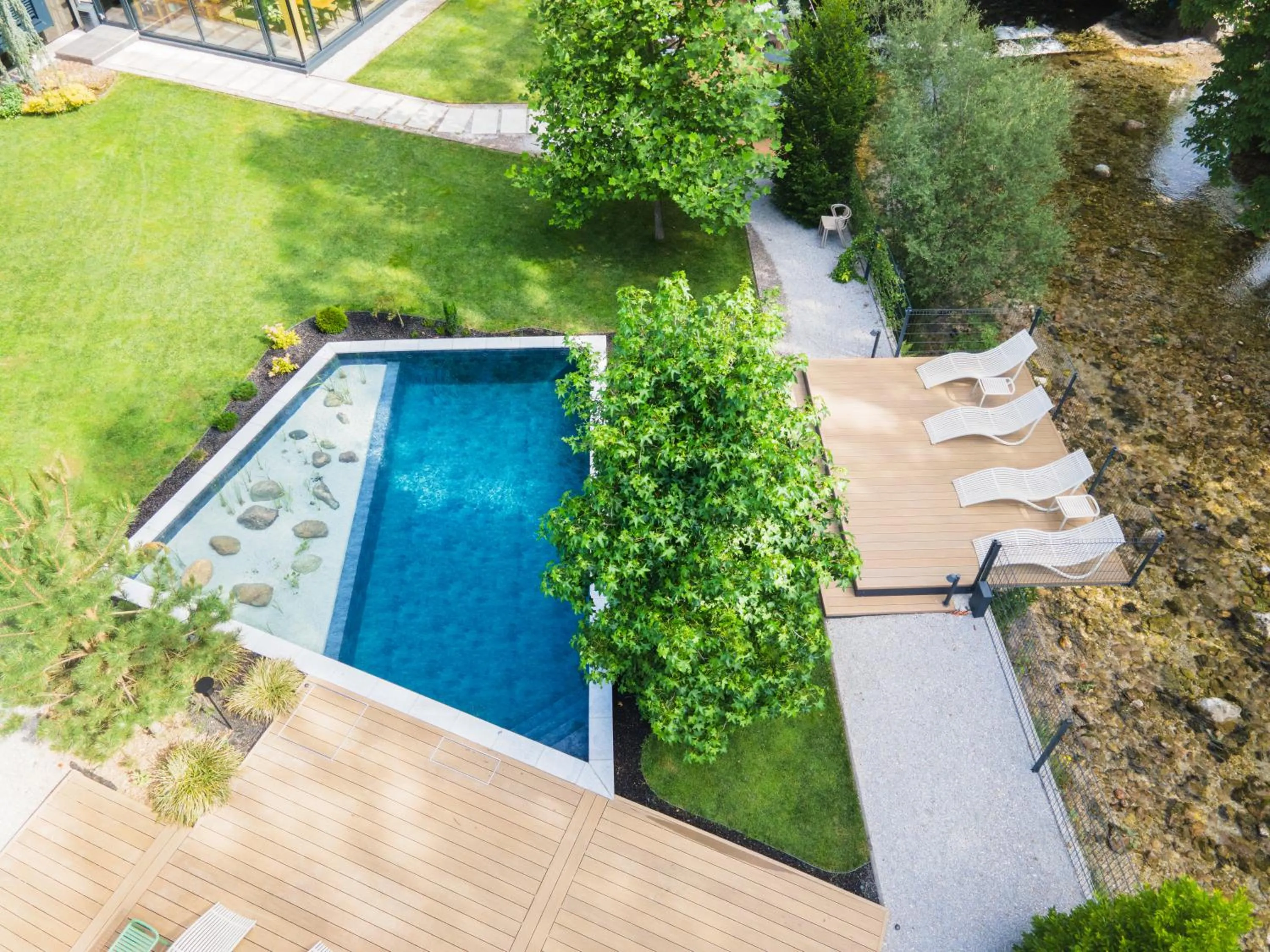 Spring in Boutique Hotel Sunrose 7 - Gourmet & SPA