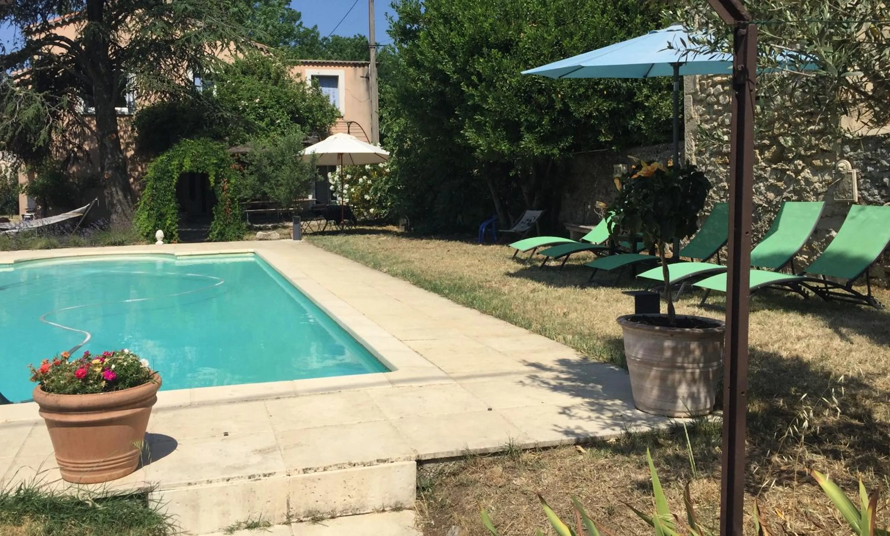 Swimming pool in Le Petit Jeu Grignan