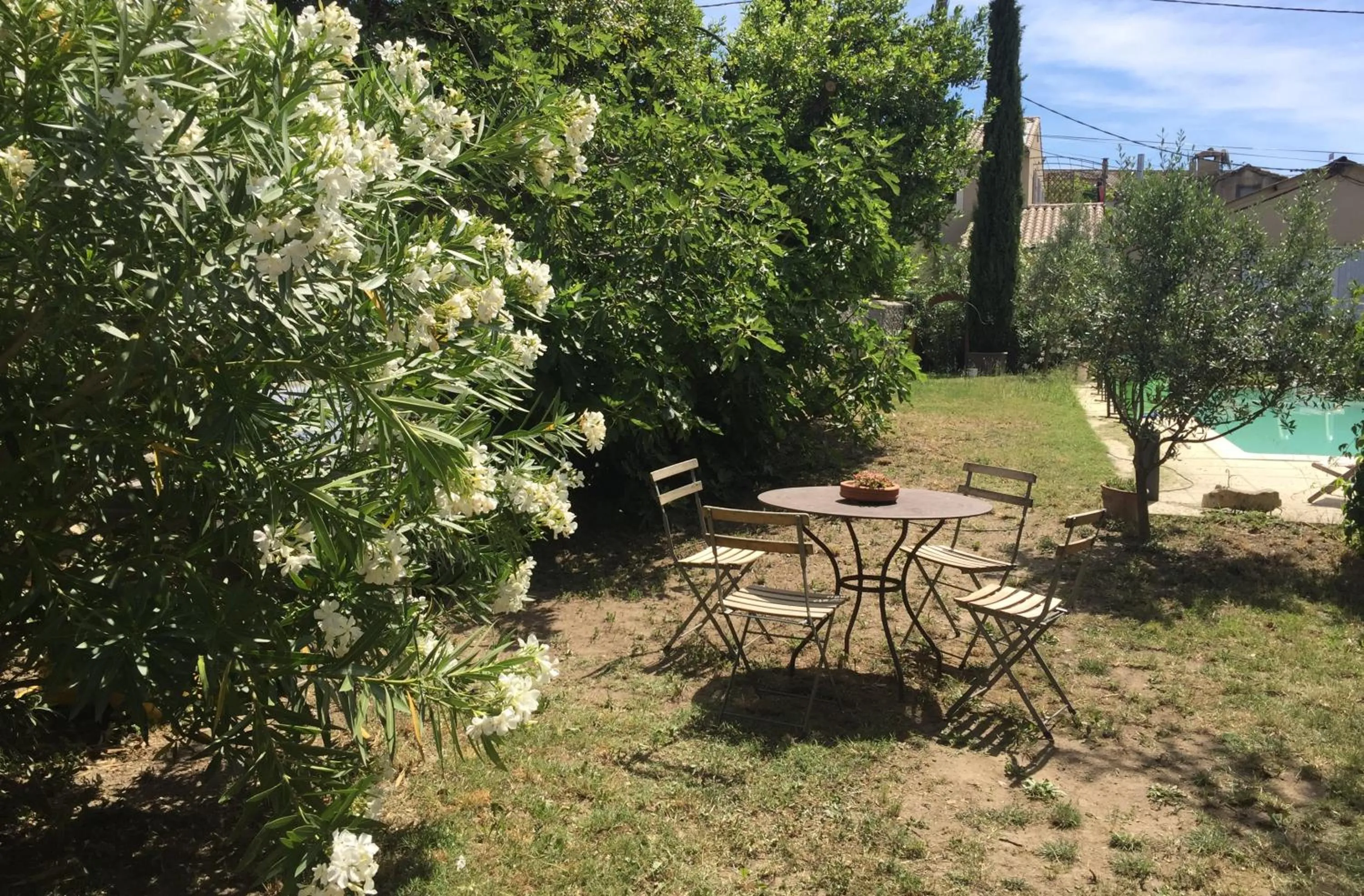 Patio in Le Petit Jeu Grignan