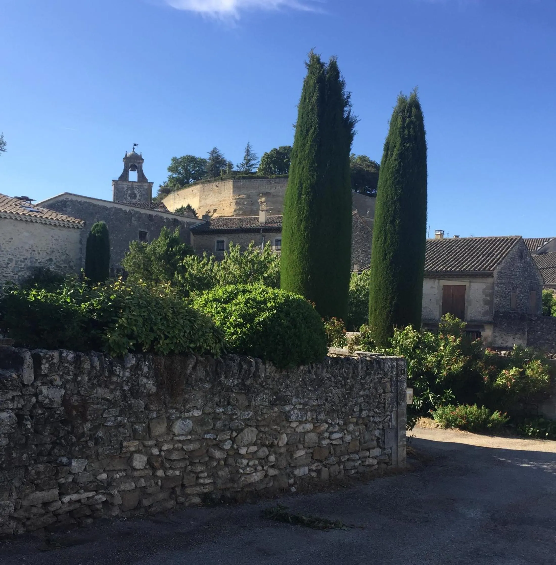 On site in Le Petit Jeu Grignan