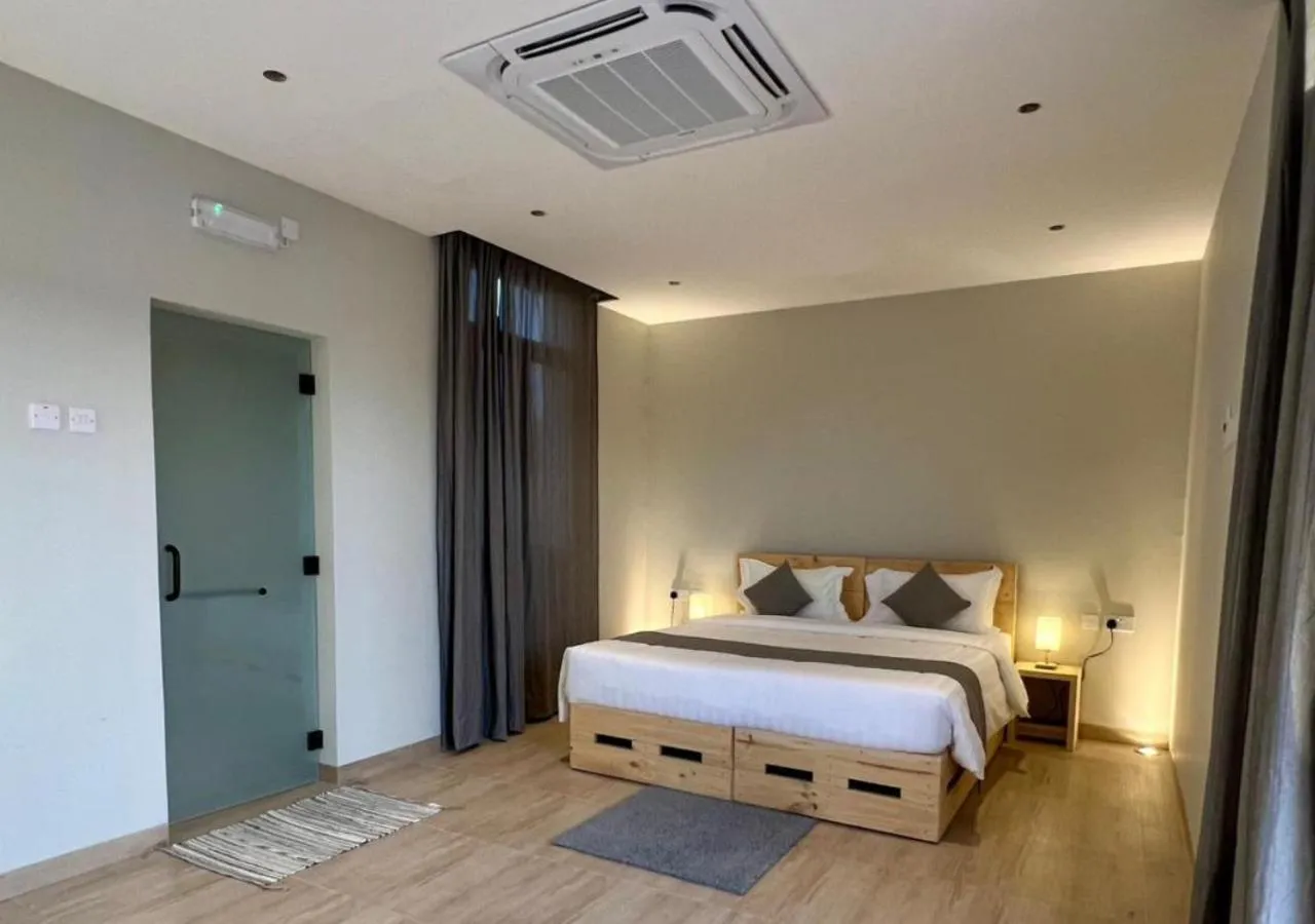 Bedroom, Bed in SAMA Ras Al Jinz Resort