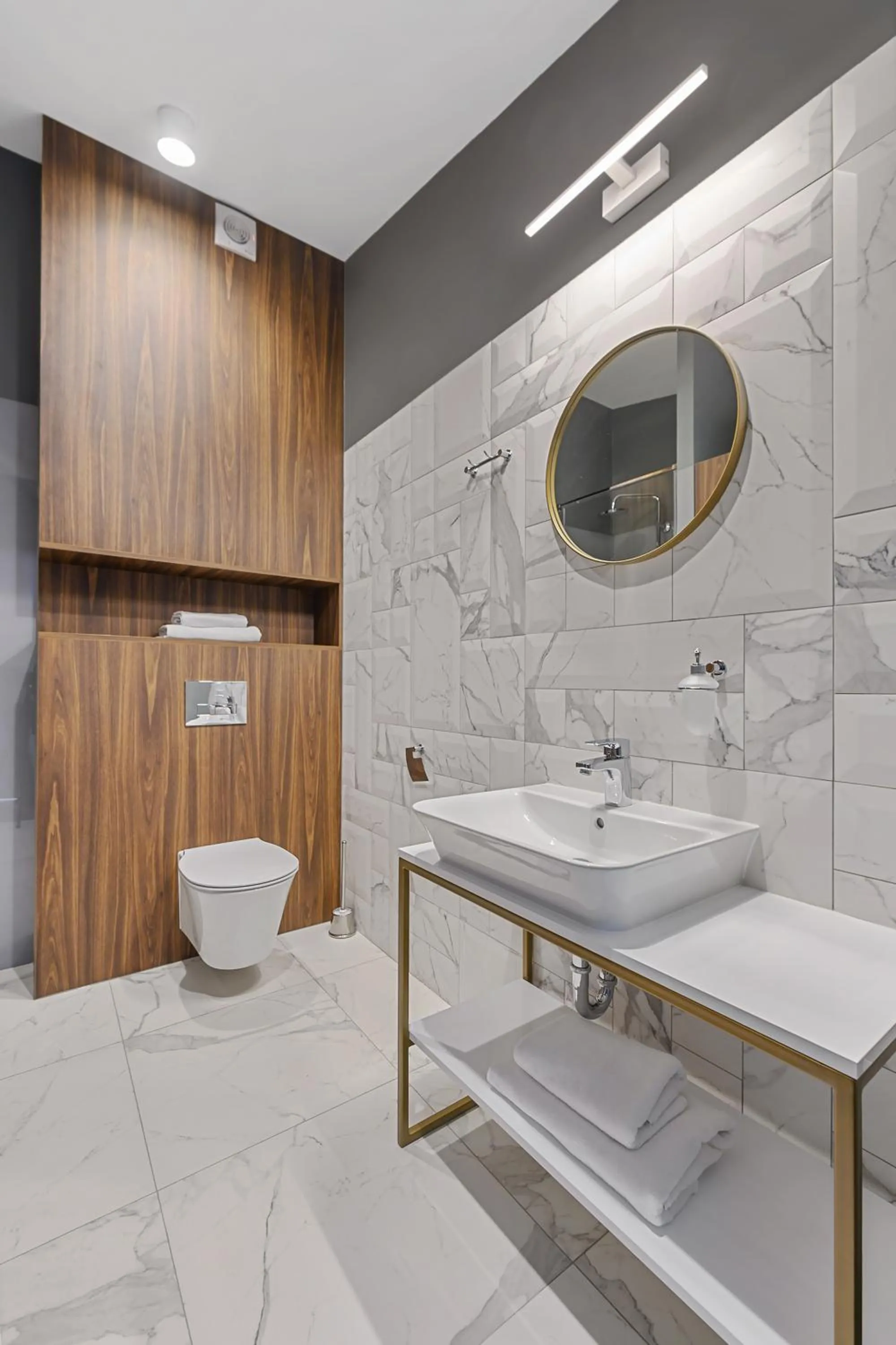 Bathroom in Aparthotel Krzywa Kamienica