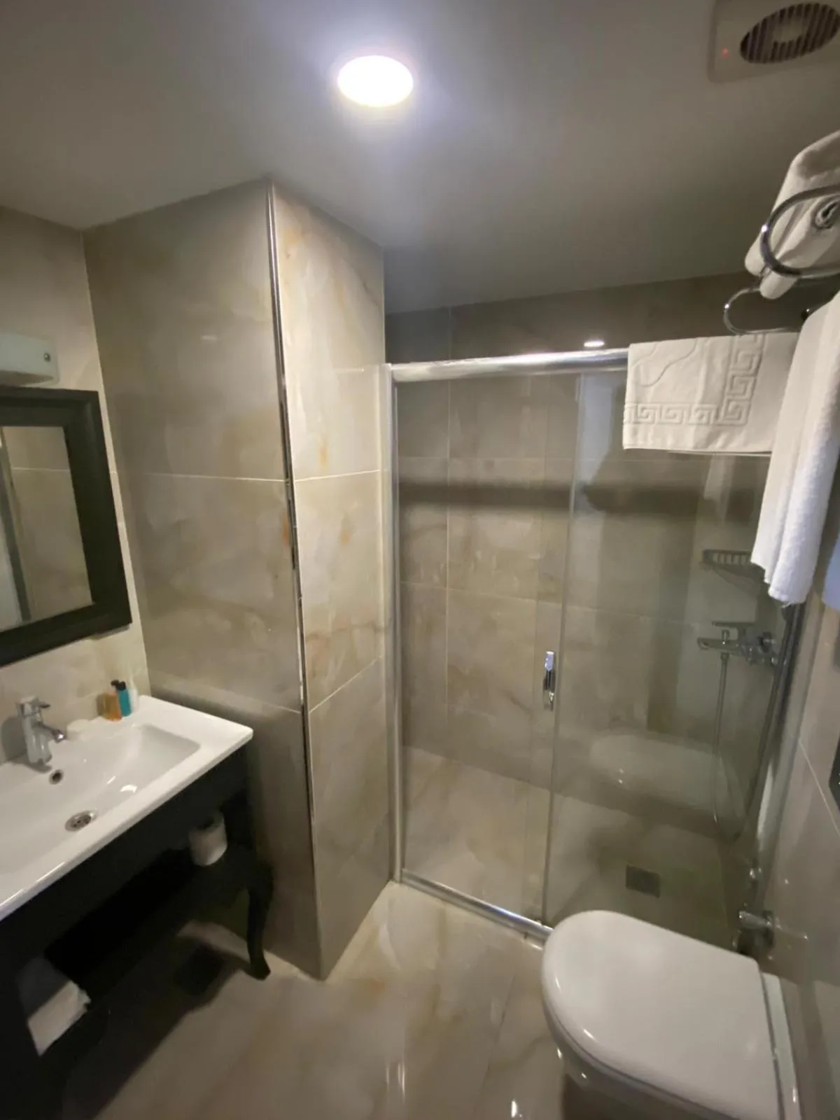 Toilet in Topkapi Old City Kensington Hotel Ottoman Heritage