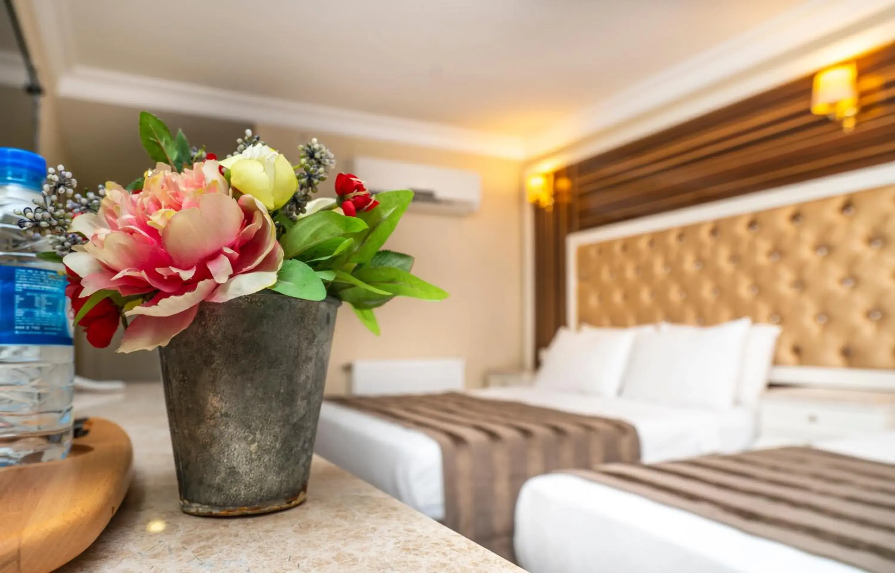 Junior Suite in Topkapi Old City Kensington Hotel Ottoman Heritage Junior Suite in Topkapi Old City Kensington Hotel Ottoman Heritage