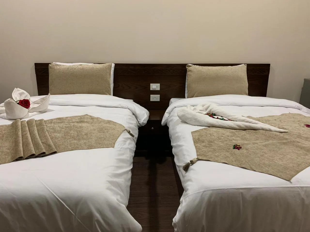 Bed in Miramar Talaat Harb Square