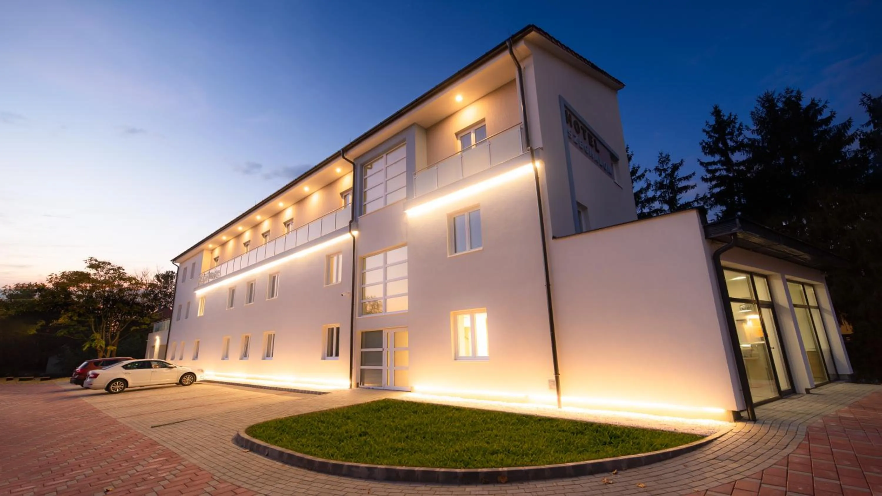 Property building in Hotel Szeghalom