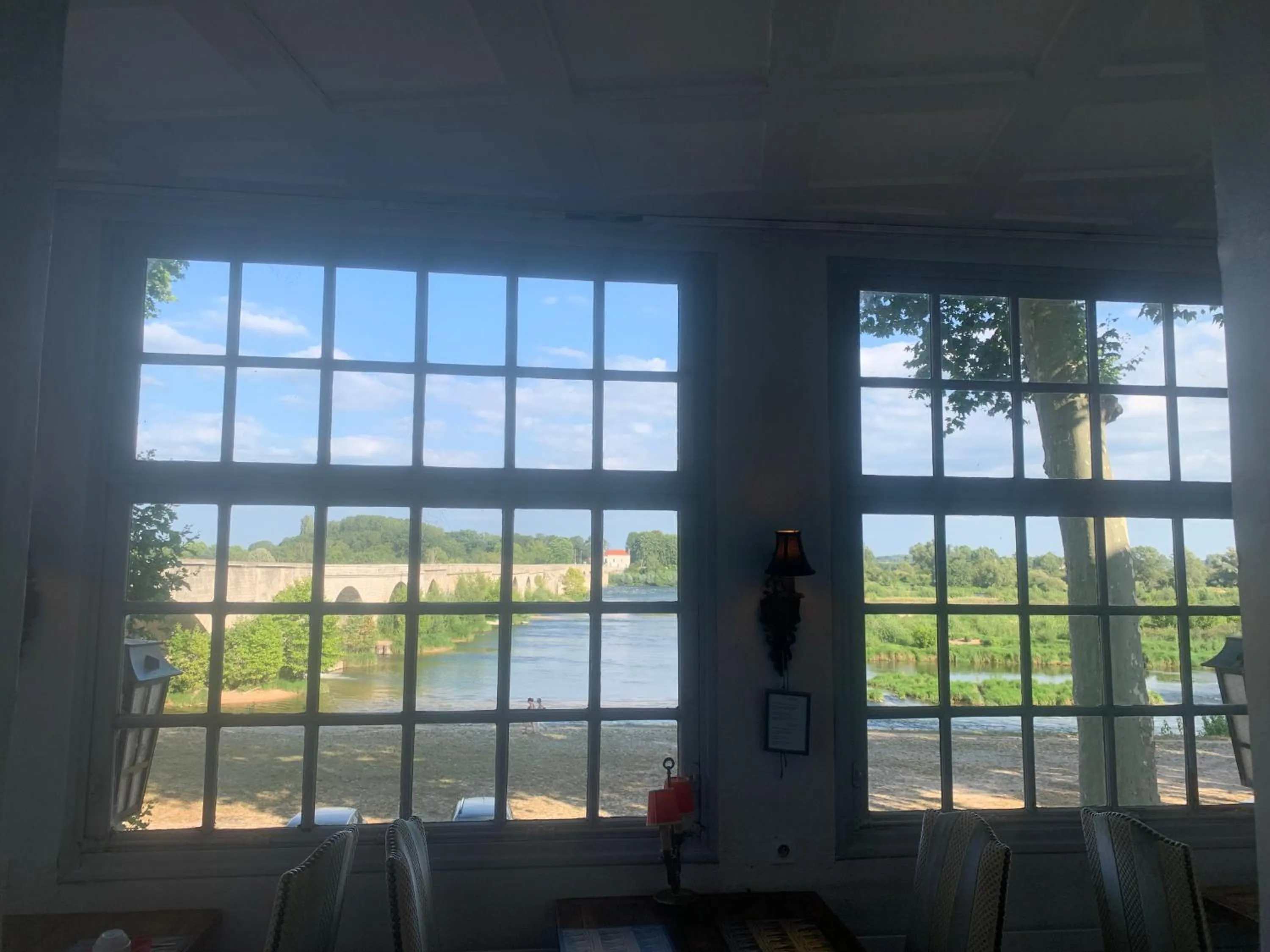 Restaurant/places to eat in Grand Hôtel de l'Abbaye