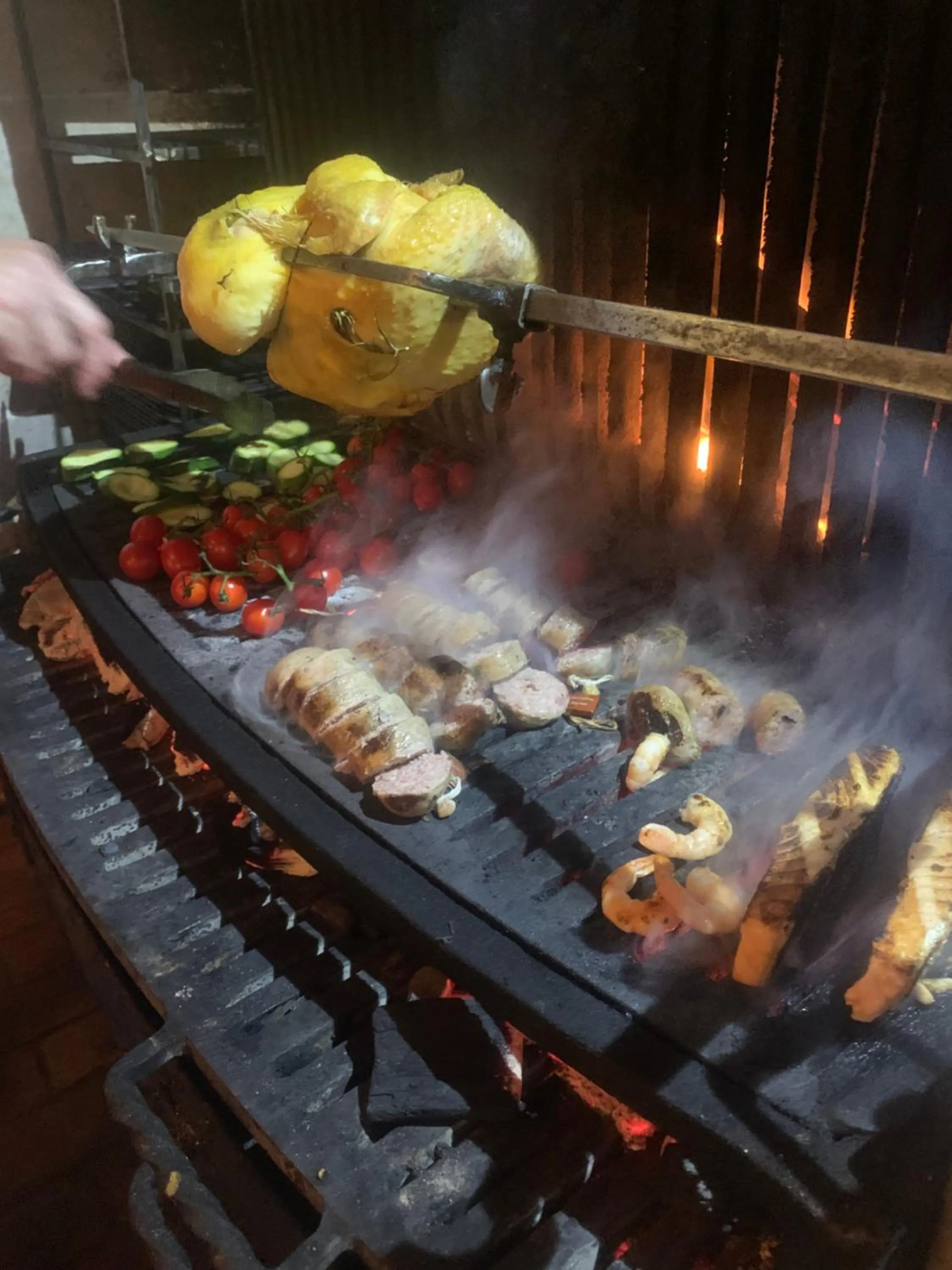 BBQ facilities in Grand Hôtel de l'Abbaye