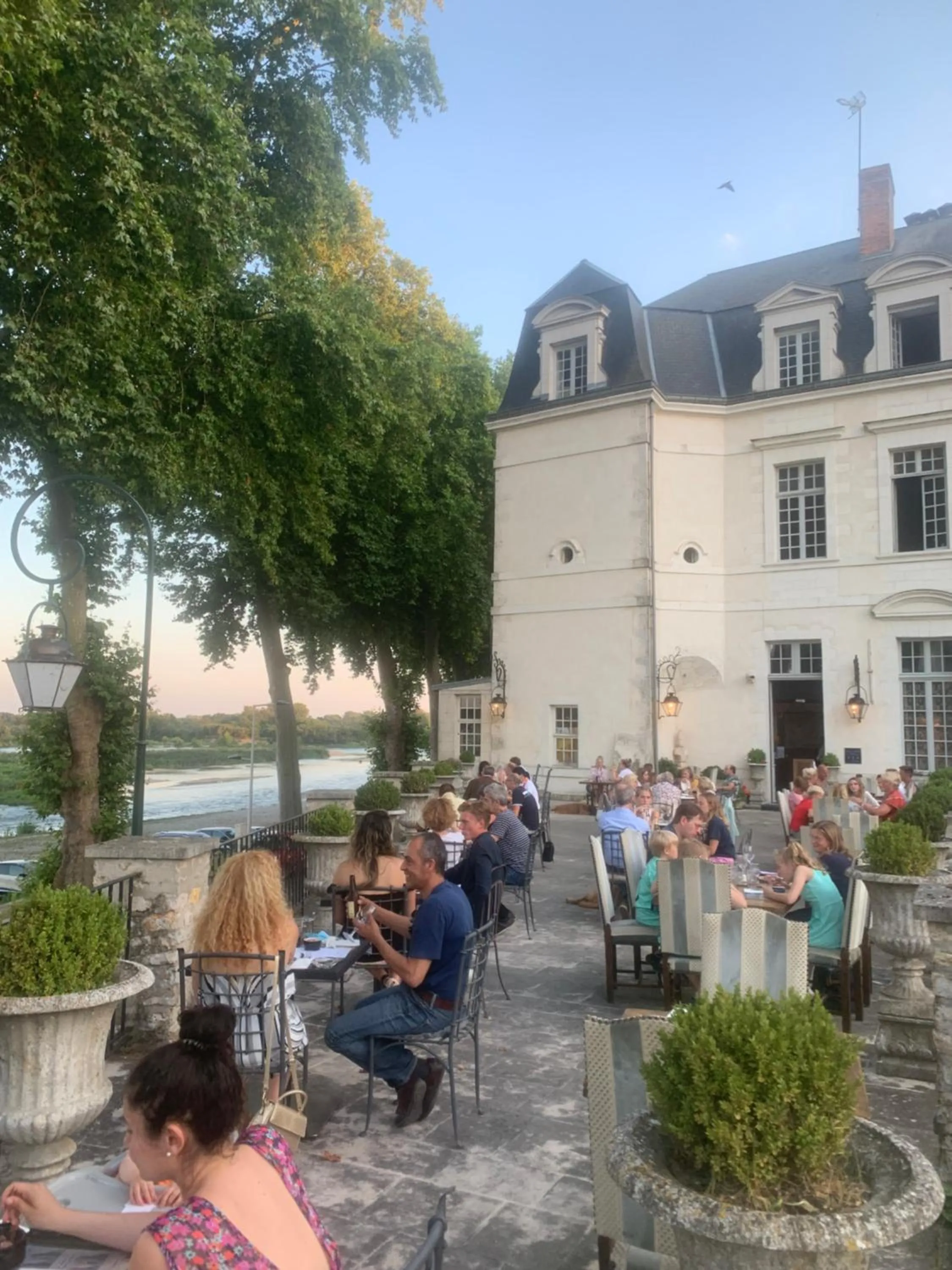 Restaurant/places to eat in Grand Hôtel de l'Abbaye