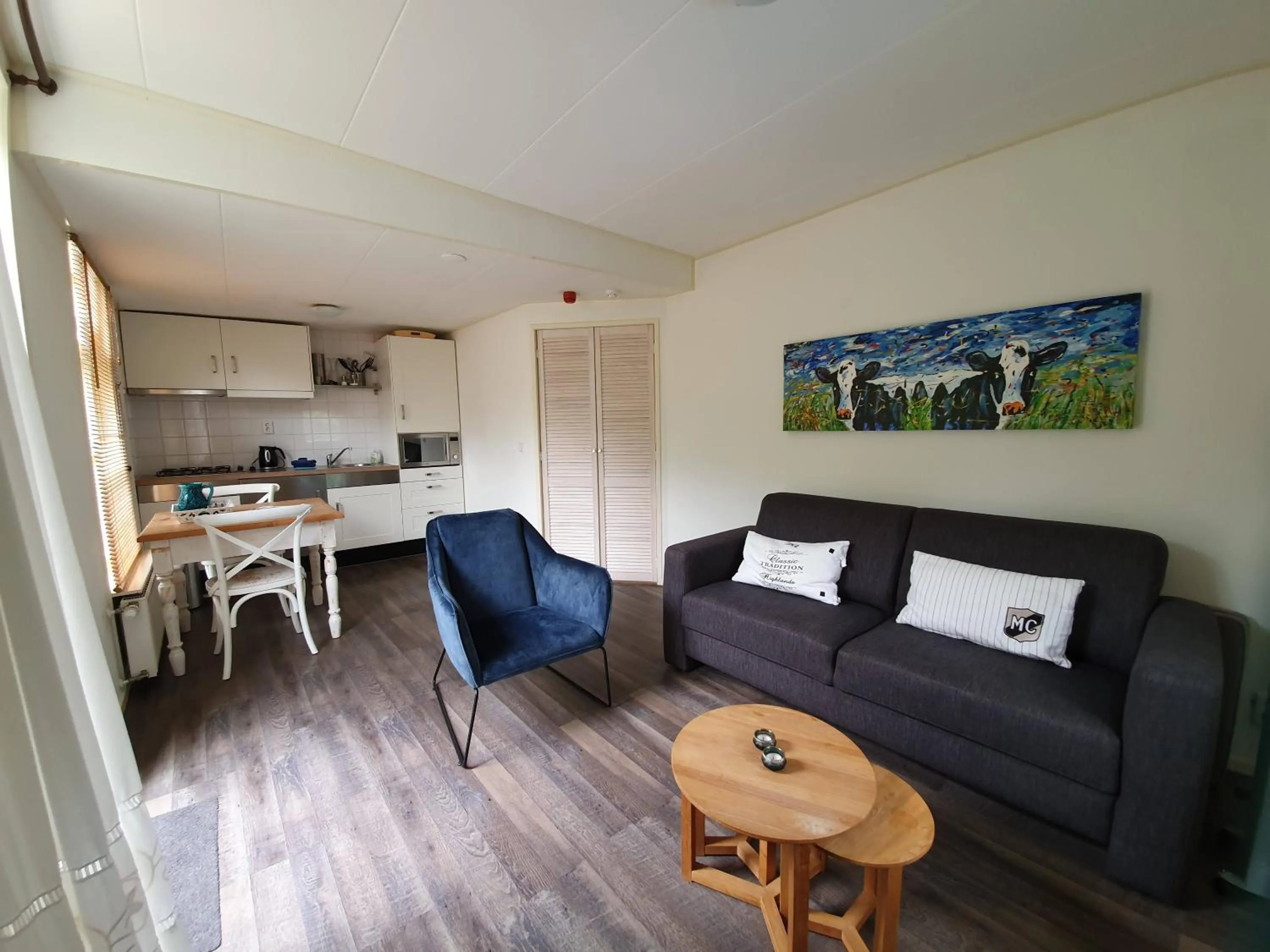 Property building in d'Oude Herbergh, vakantiehuizen aan het water