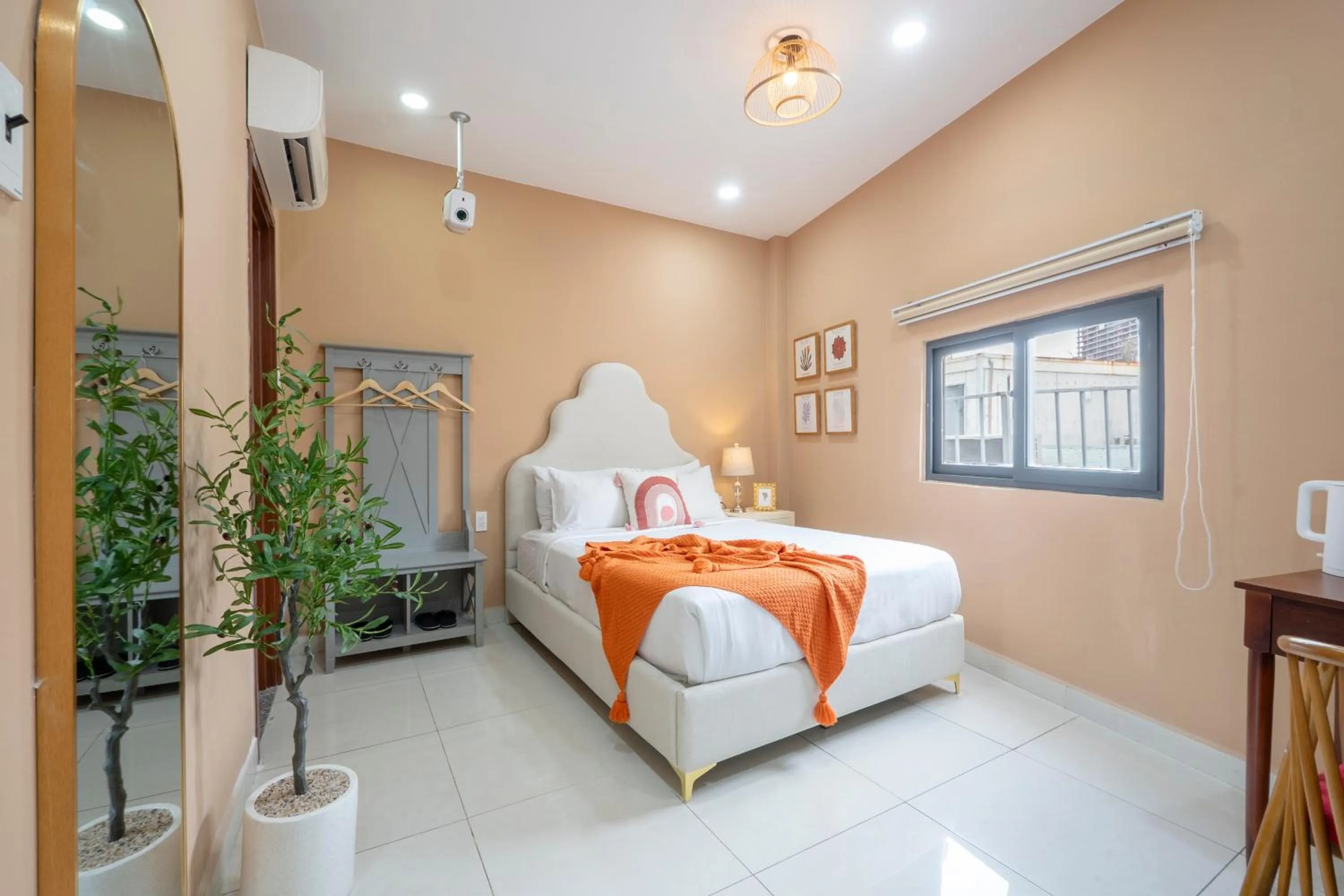 Bed in SAZI AMILA Nguyen Hue HOTEL - Free Banh Mi