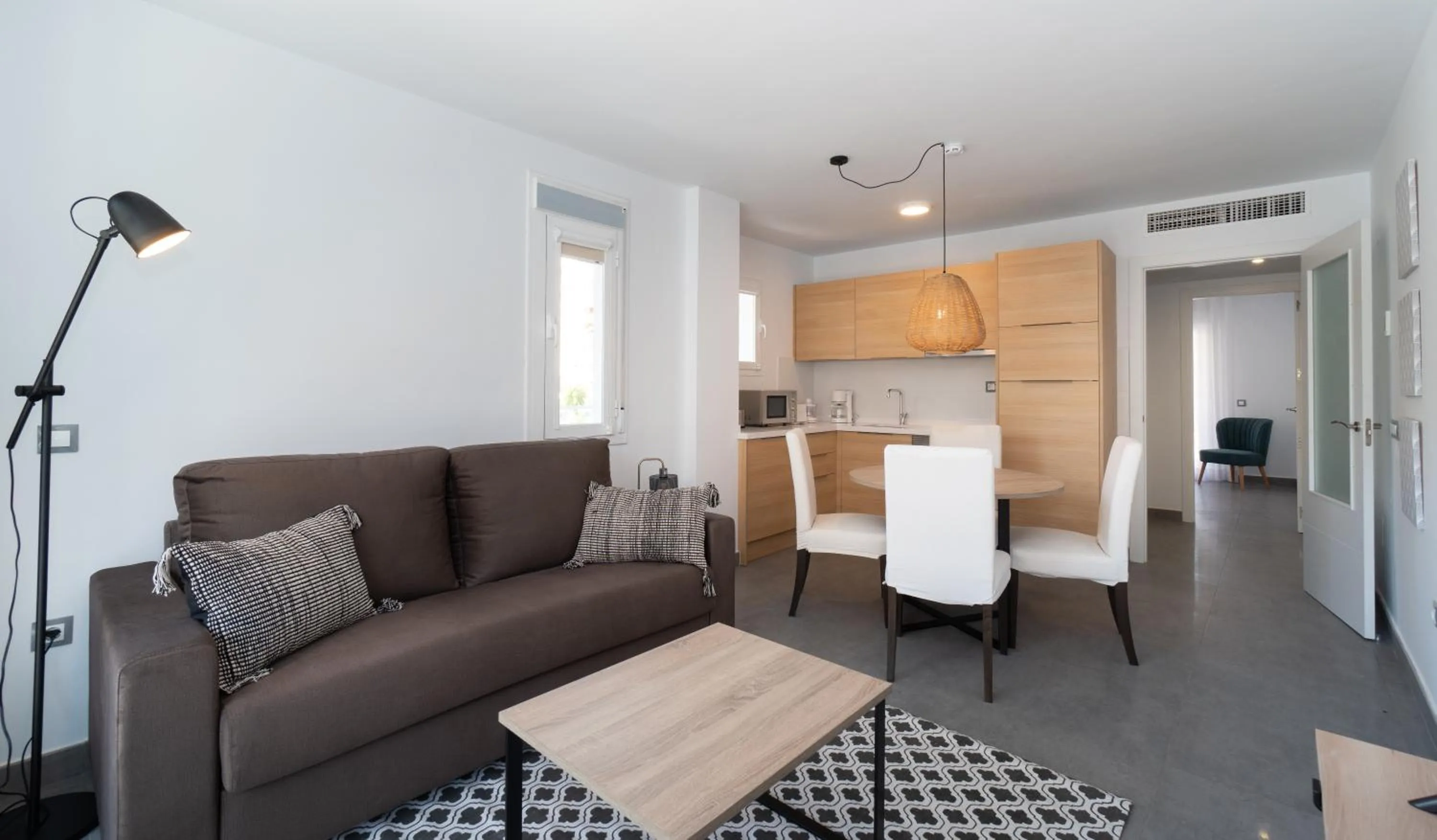 Living room in Sur Suites La Dorada, centricos soleados a pocos metros de la Playa y con Parking Opcional