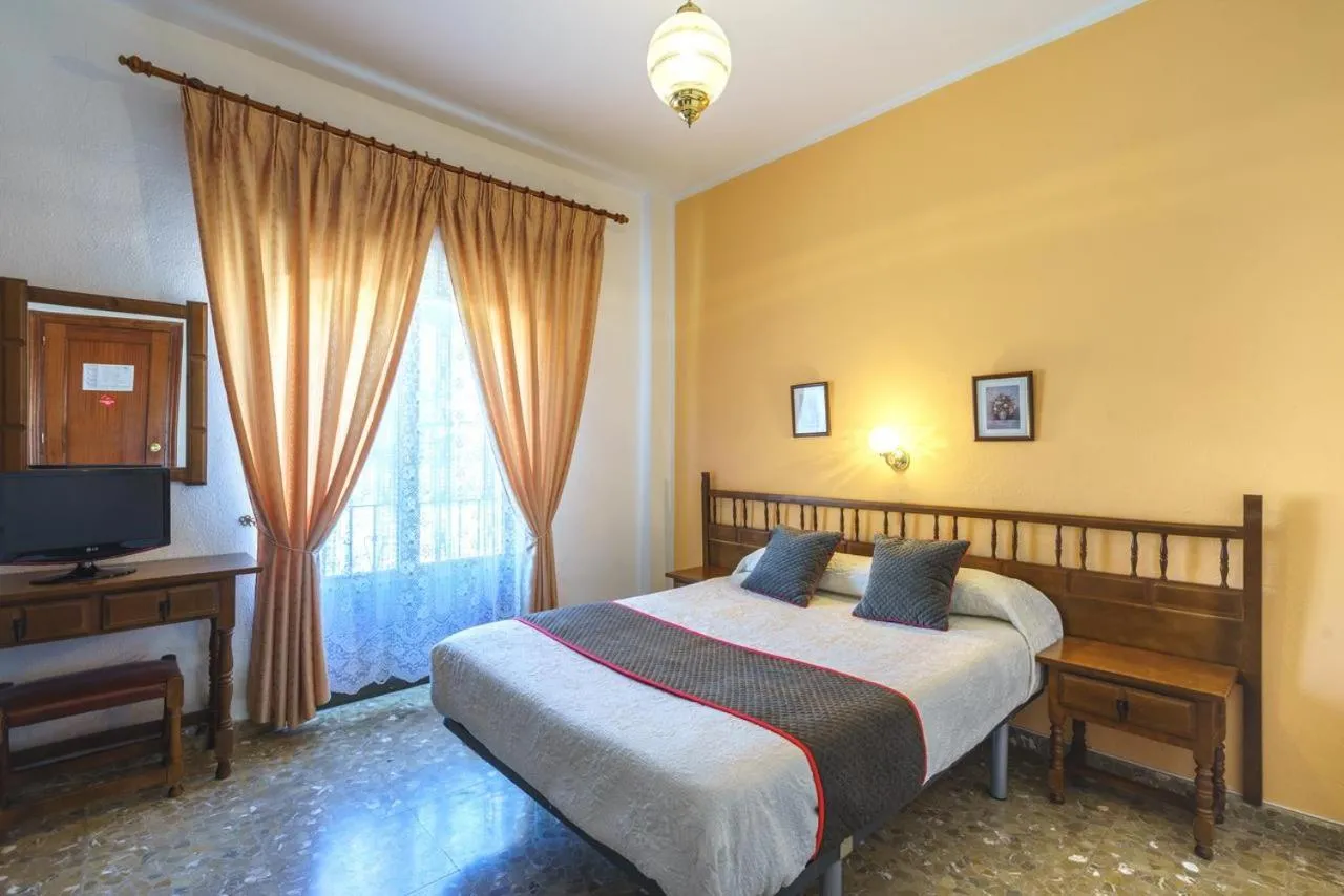 HOTEL RESTAURANTE MOYA