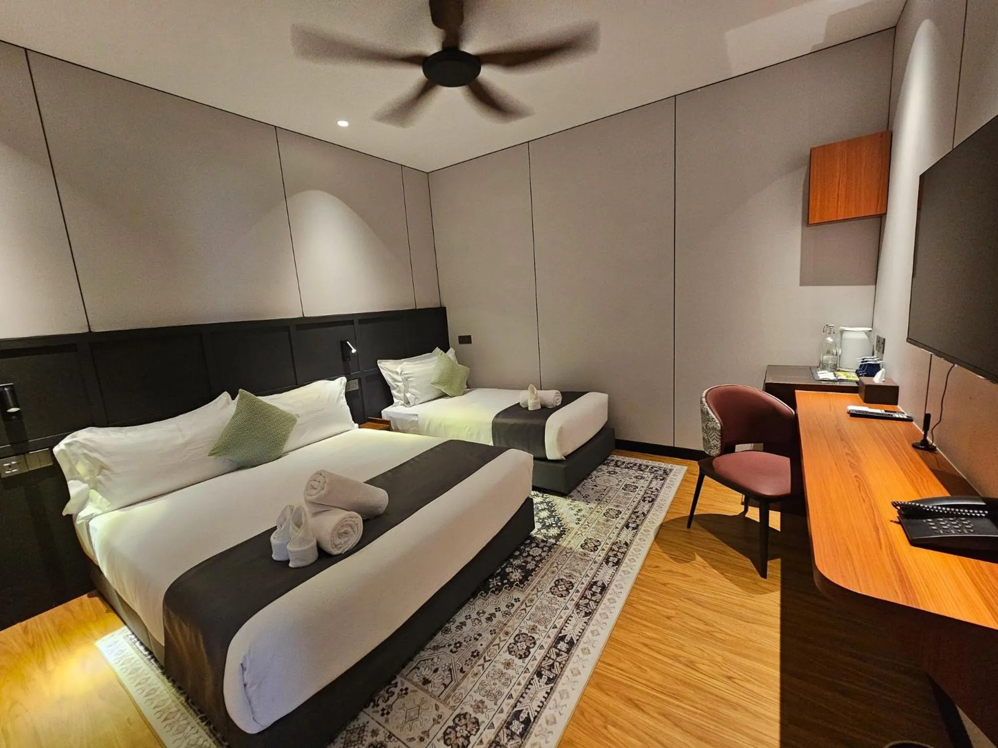 Bed in Carnarvon Suites