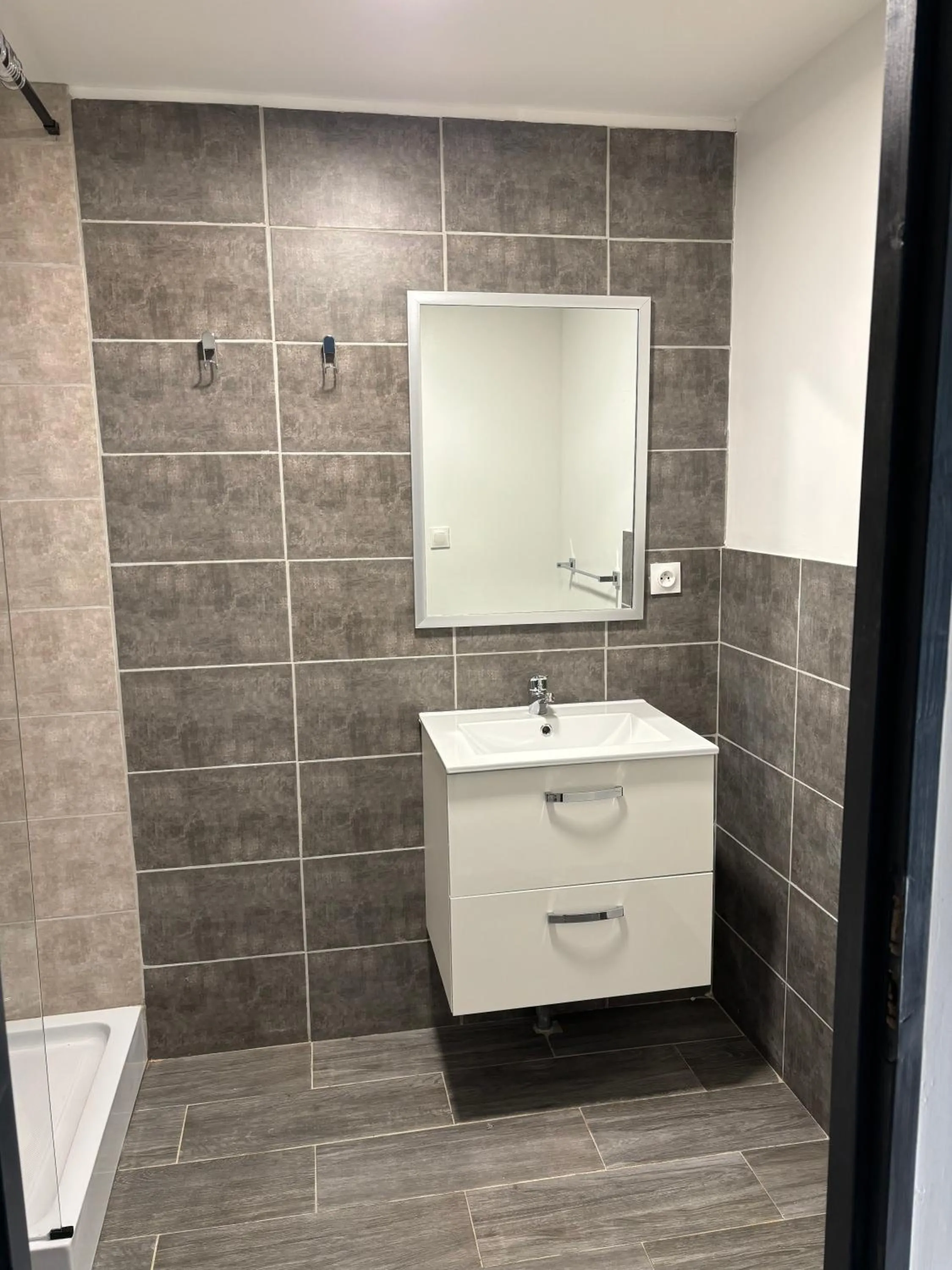 Bathroom in Hotel Les Voyageurs - Vogüé