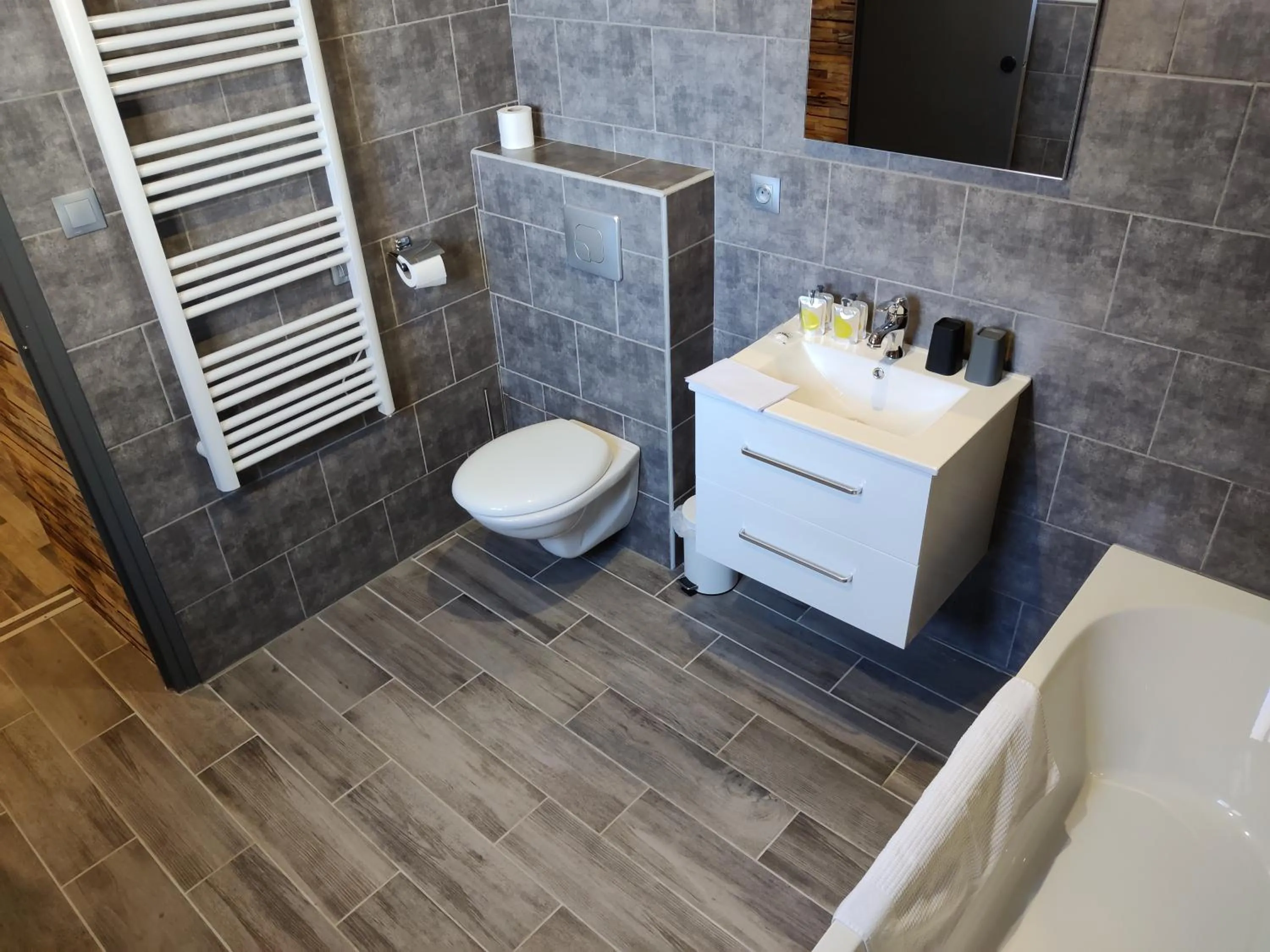 Bathroom in Hotel Les Voyageurs - Vogüé