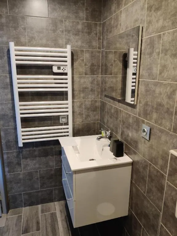 Bathroom in Hotel Les Voyageurs - Vogüé