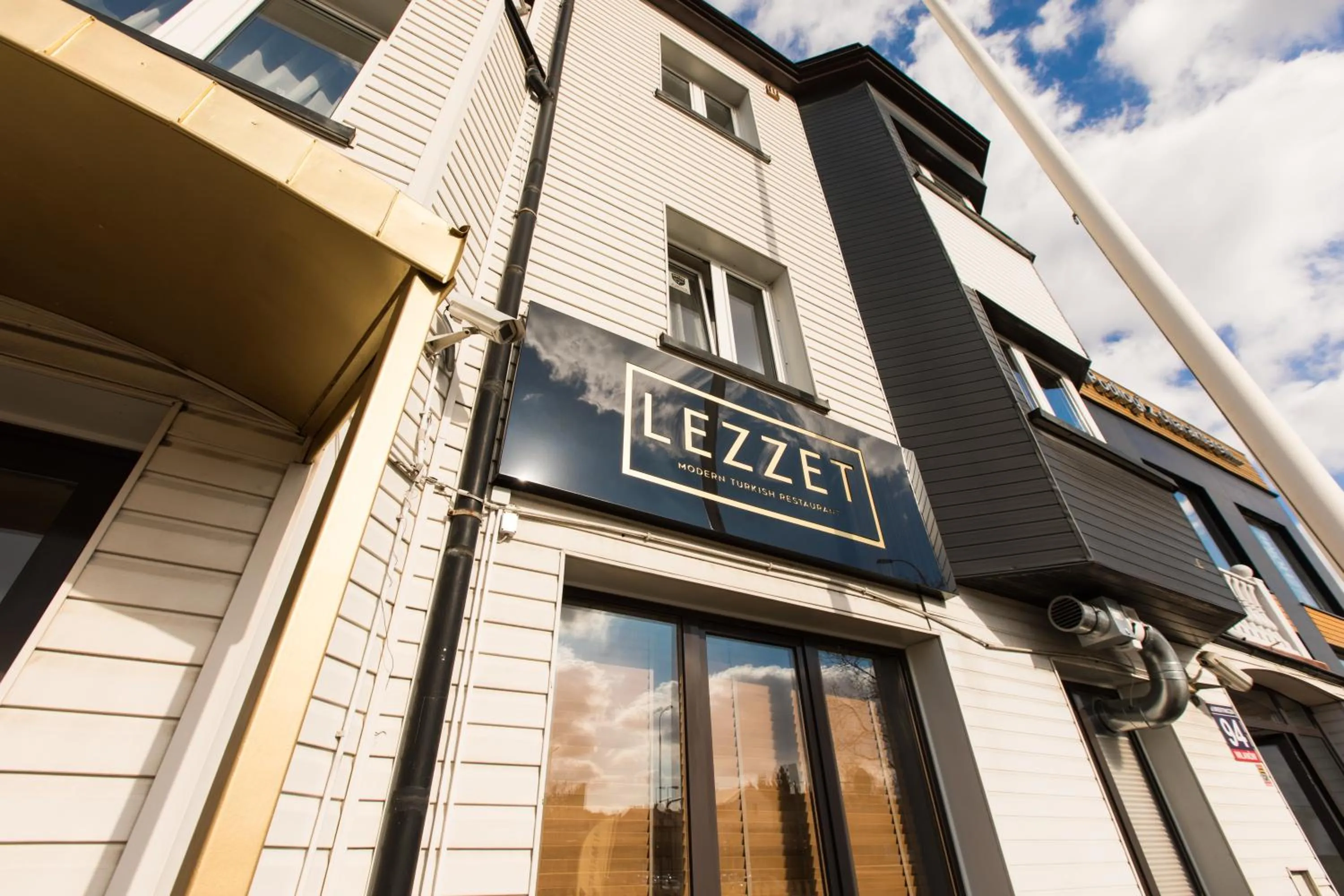 Property building in Lezzet PG B&B &TurkishRestaurant