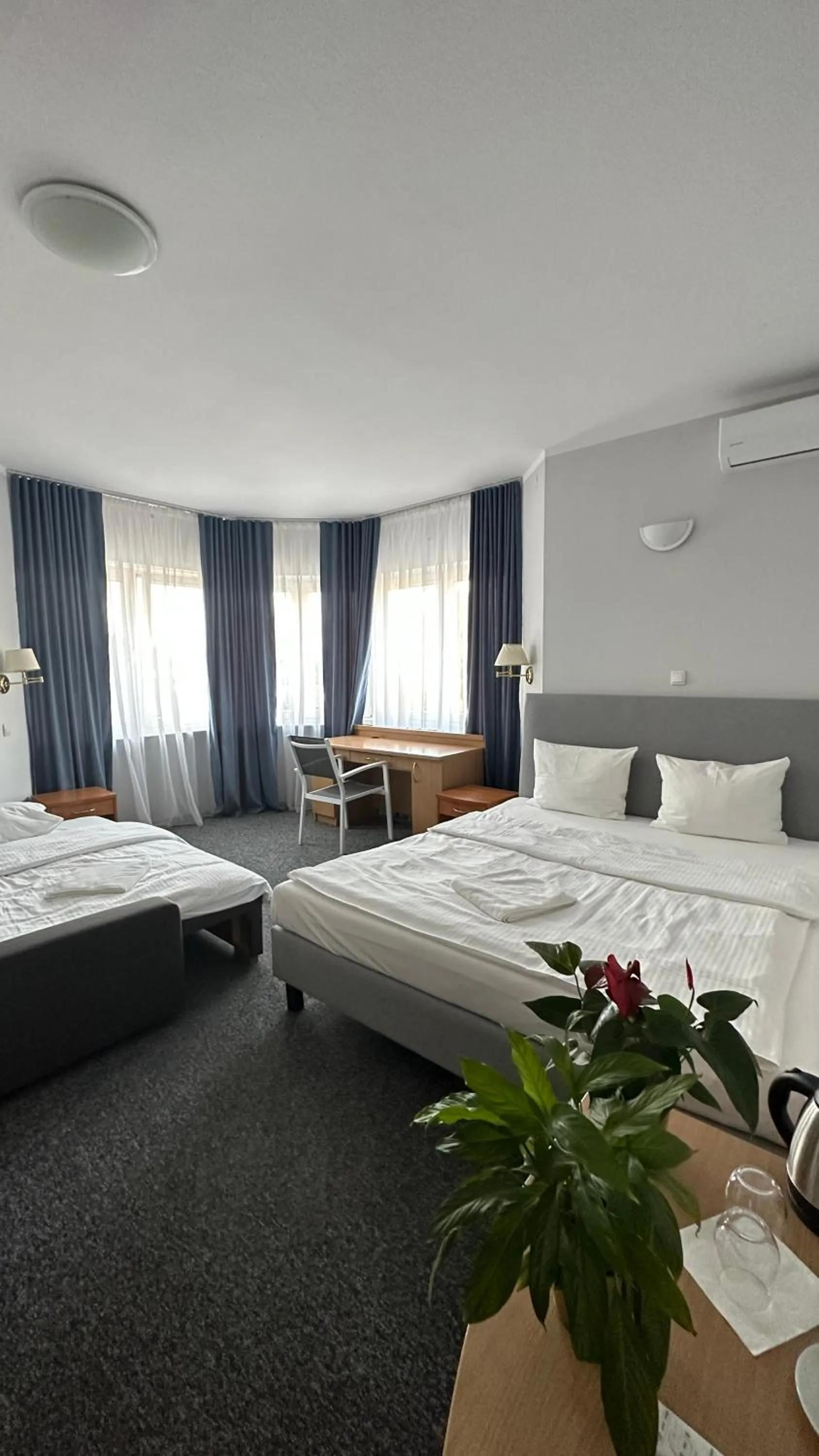 Bed in Lezzet PG B&B &TurkishRestaurant