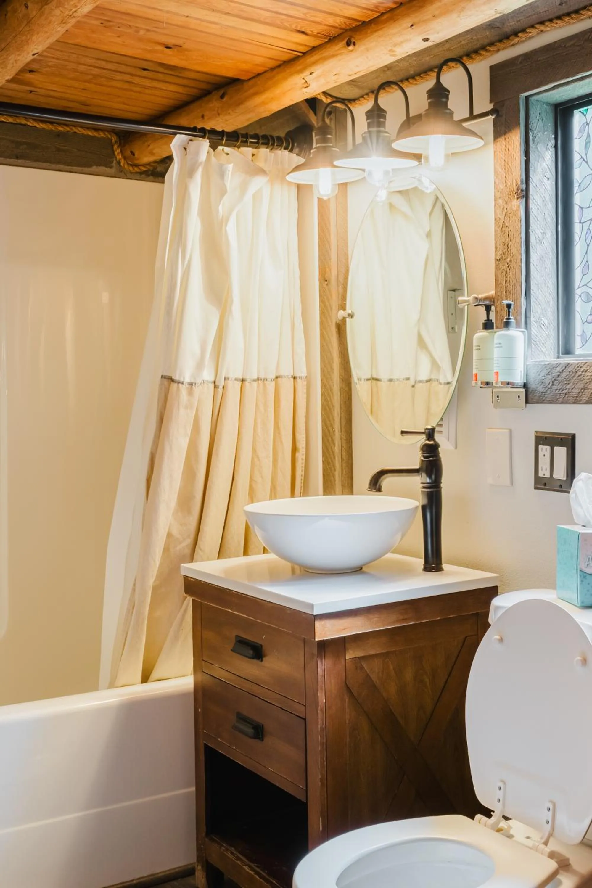 Bathroom in LOGE Alta Crystal