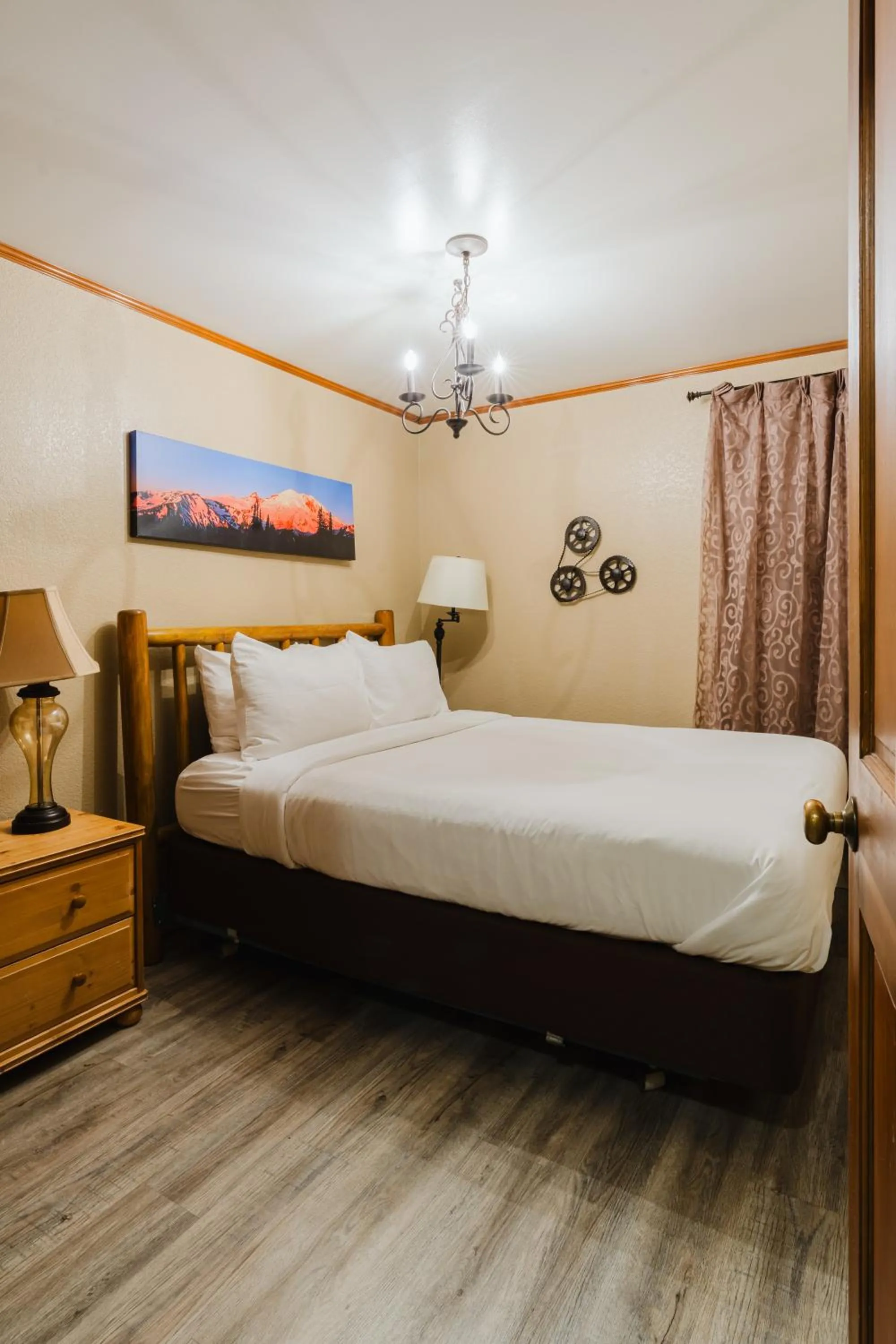 Bed in LOGE Alta Crystal