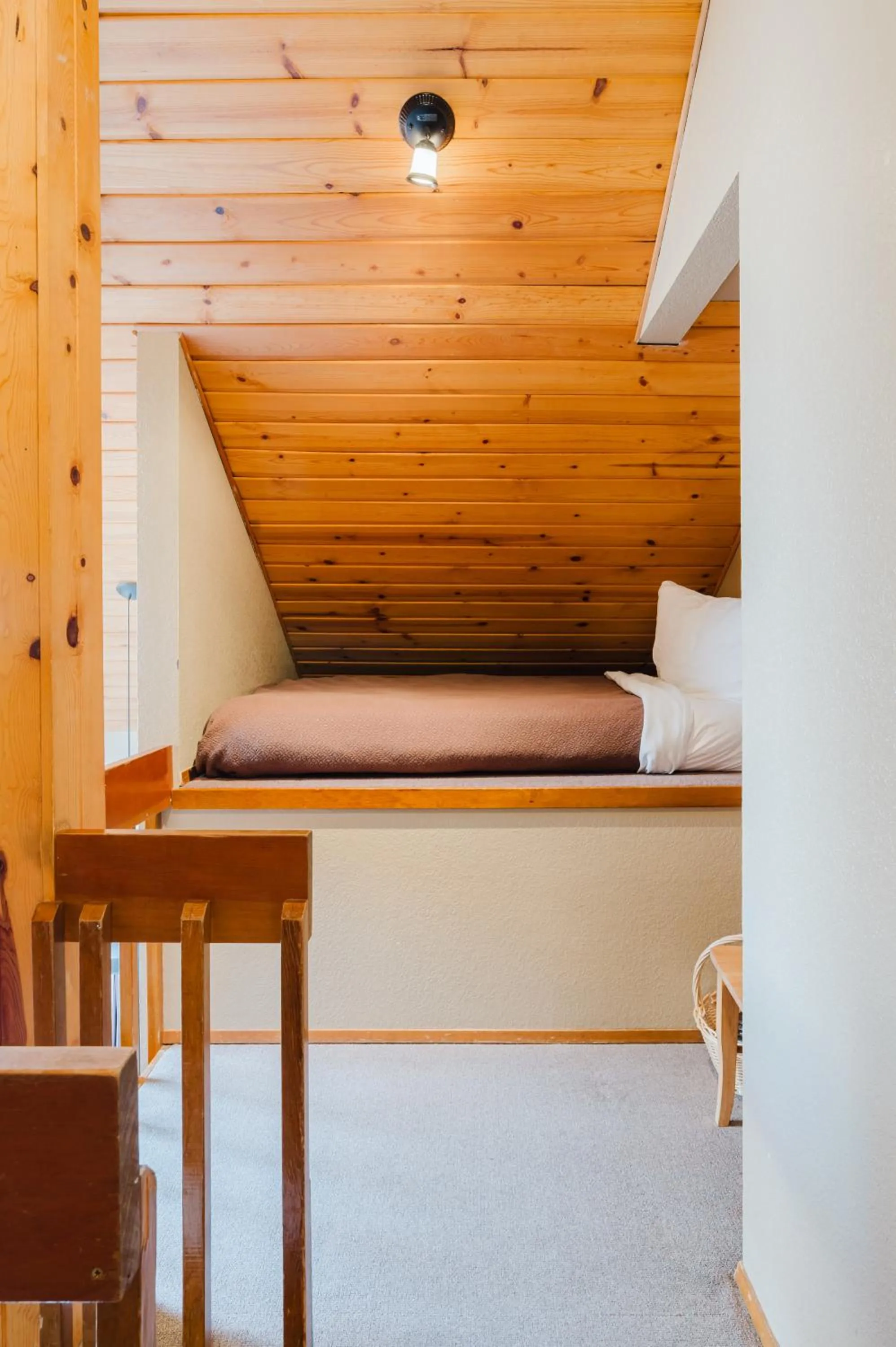 Bed in LOGE Alta Crystal