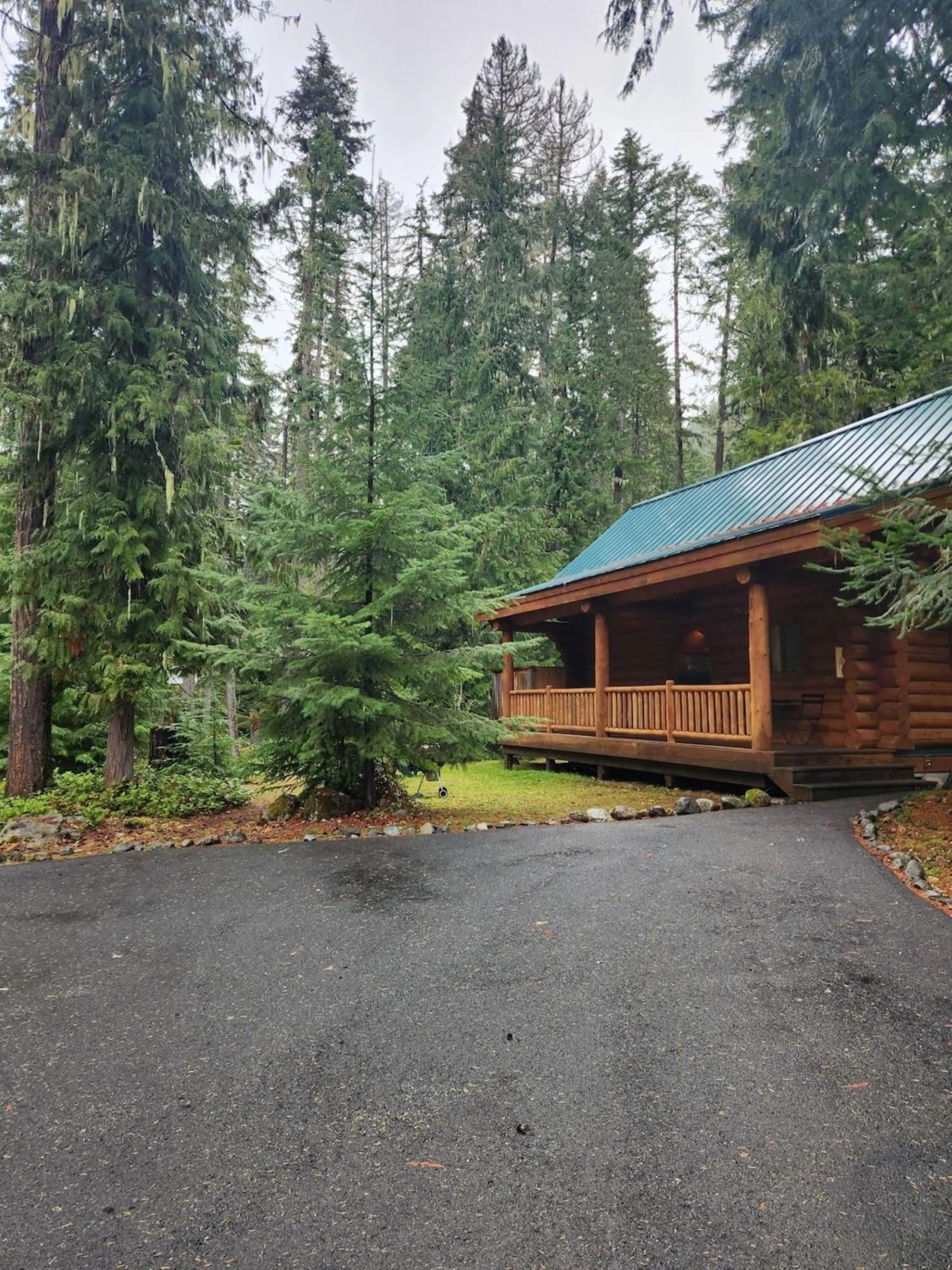 Property building in LOGE Alta Crystal