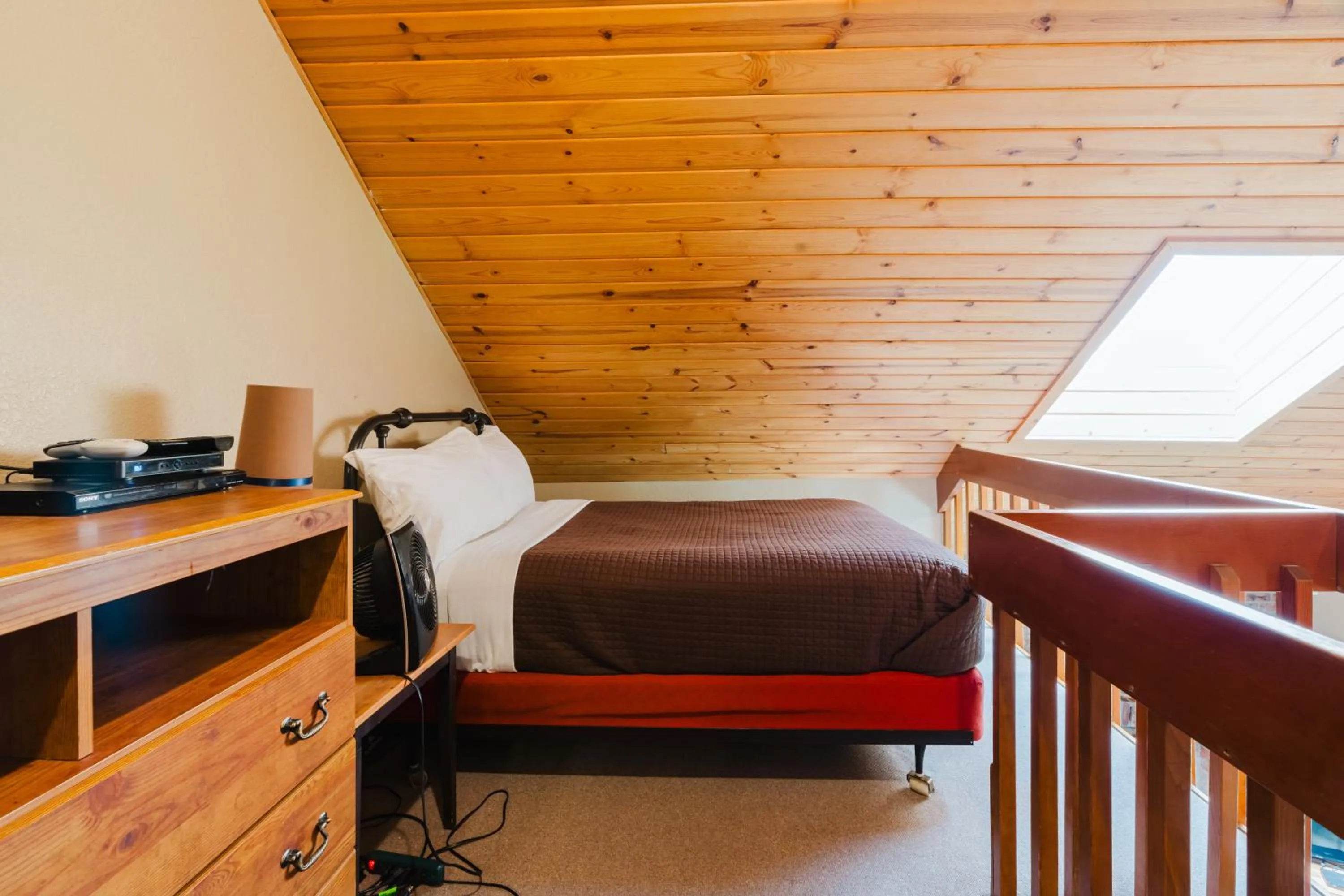 Bed in LOGE Alta Crystal