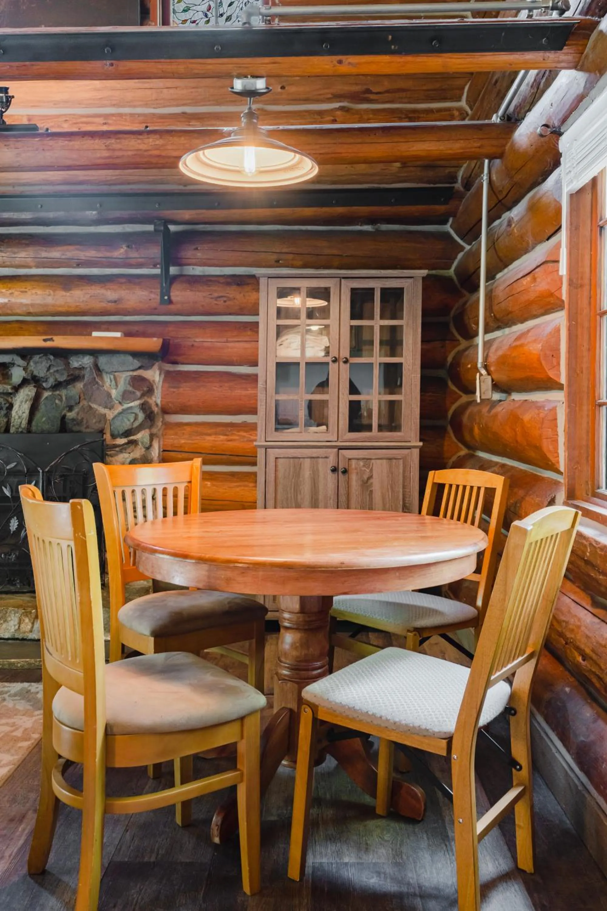 Living room in LOGE Alta Crystal