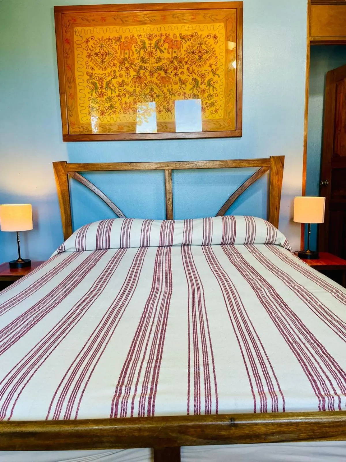 Bed in Hotel Boruca Tamarindo