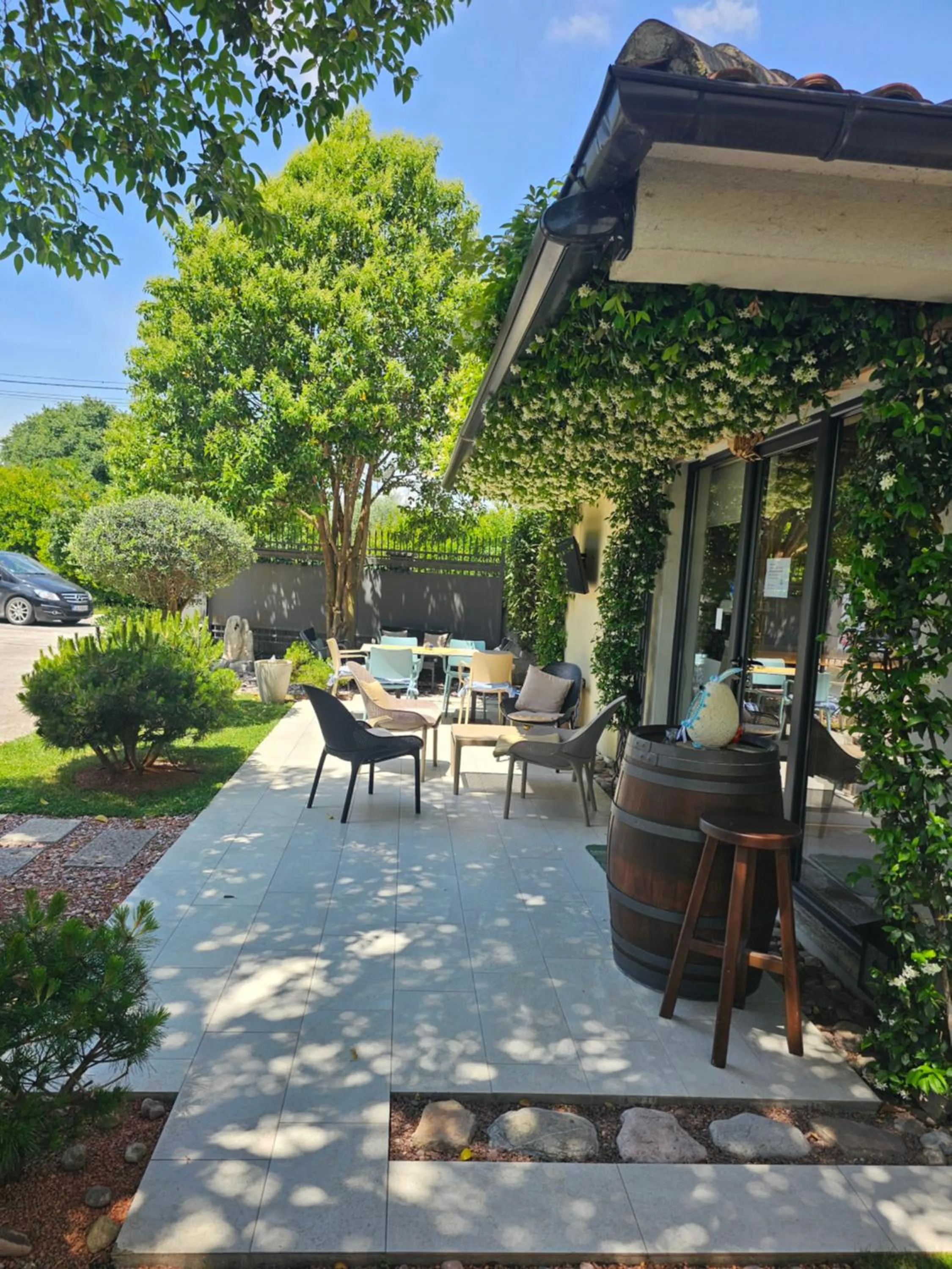 Lounge or bar in Apartments Aerodrom