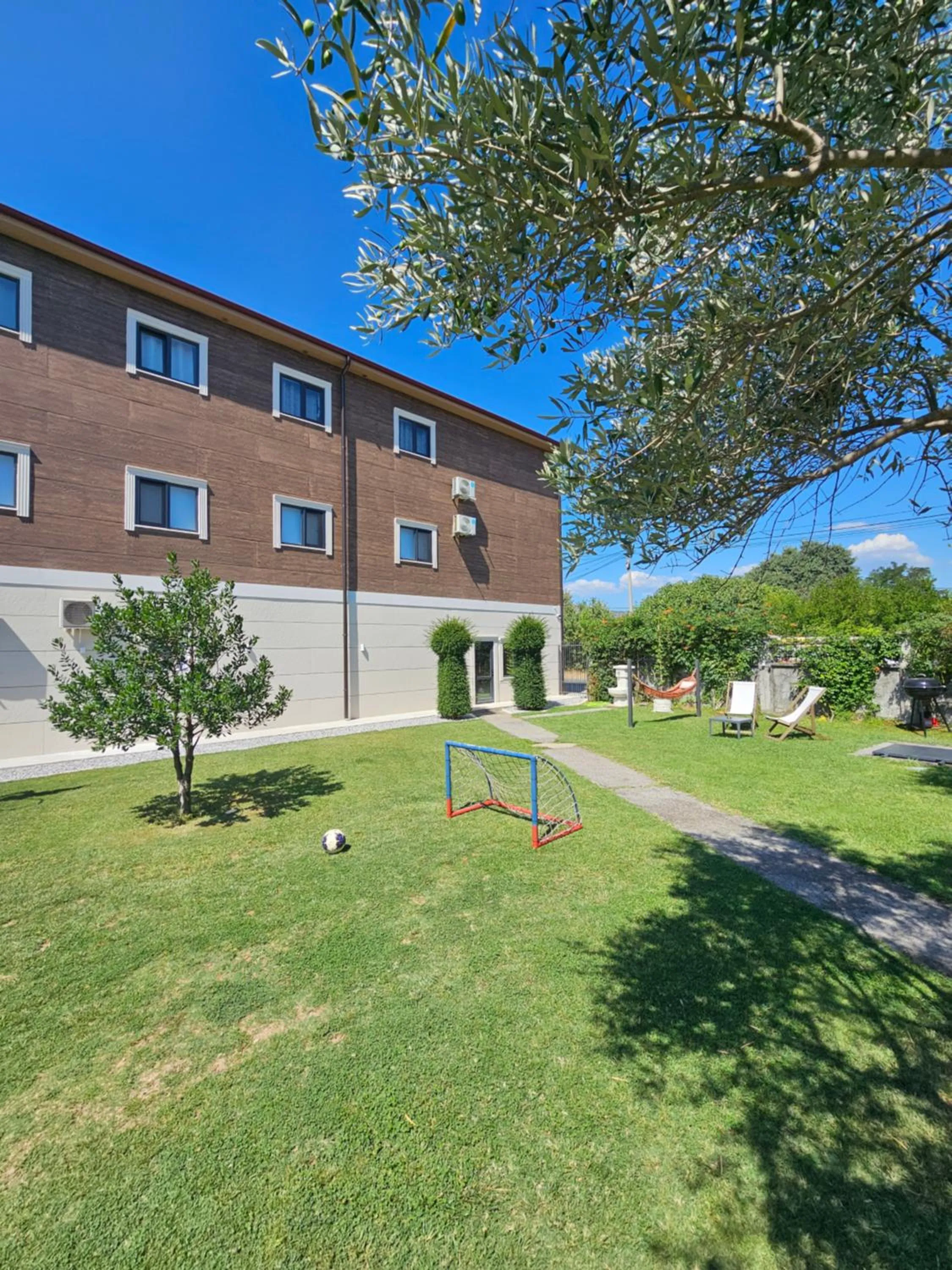 Garden in Apartments Aerodrom